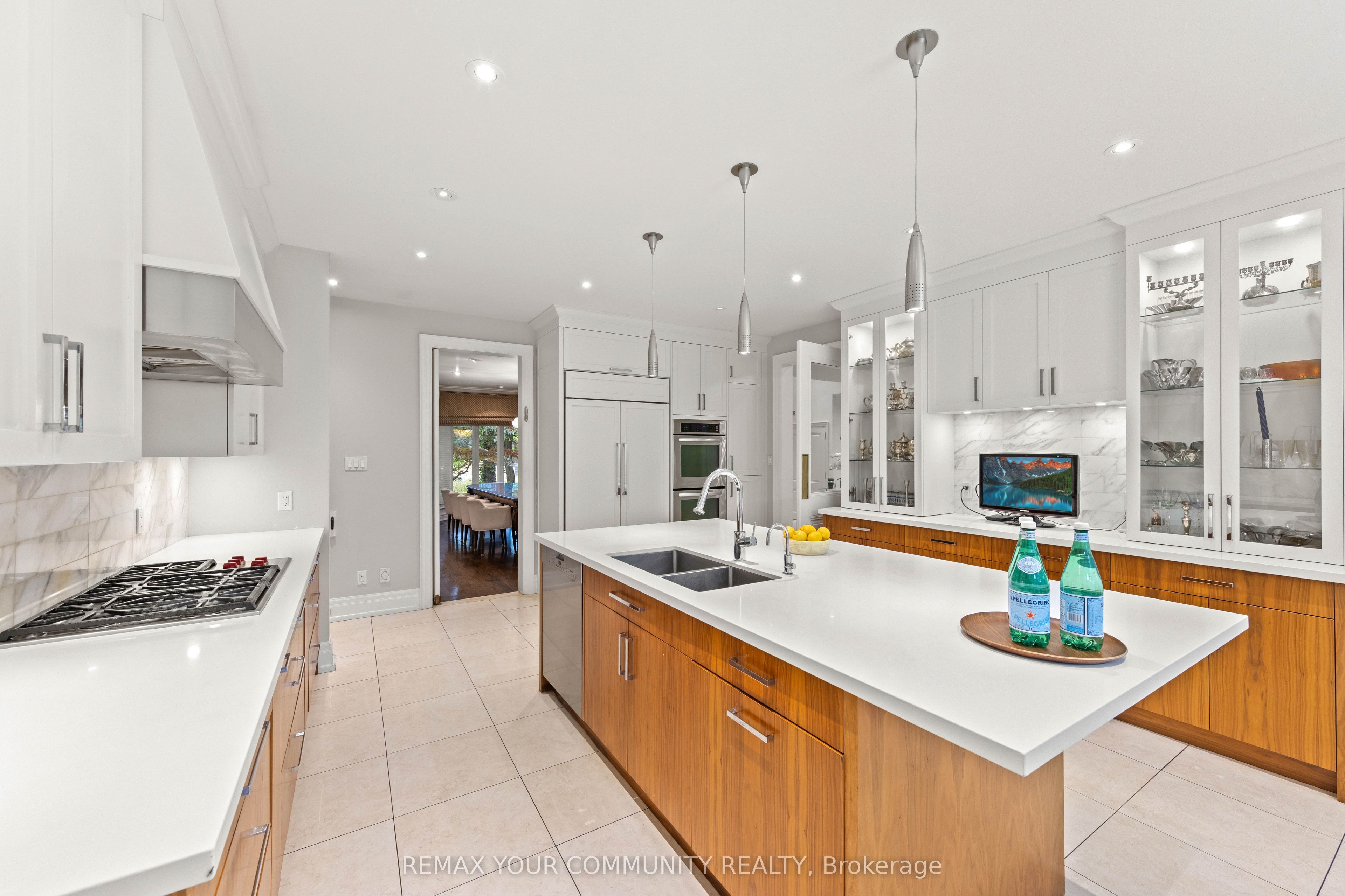 75 Arnold Avenue Property Photo 13