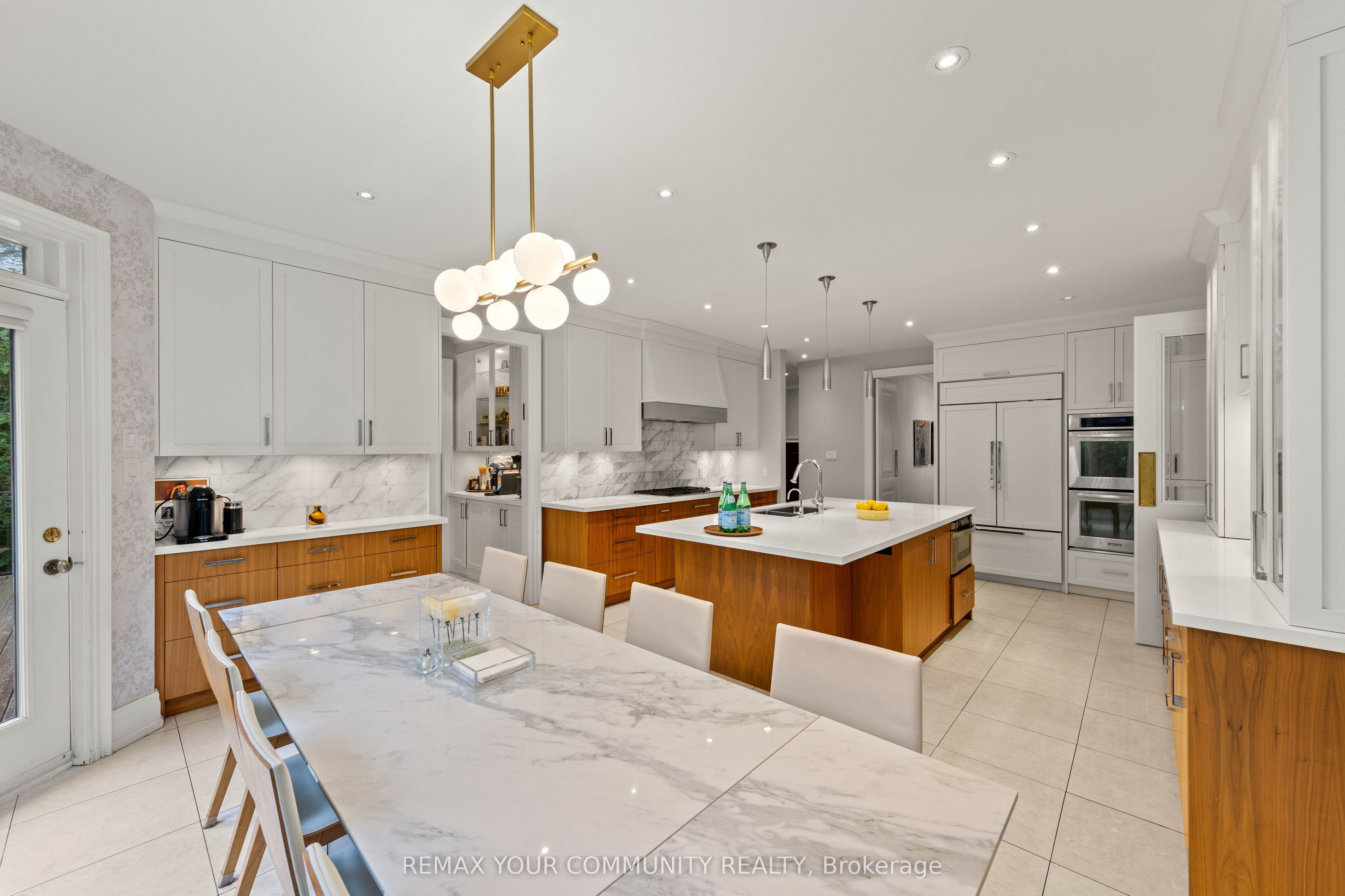 75 Arnold Avenue Property Photo 16