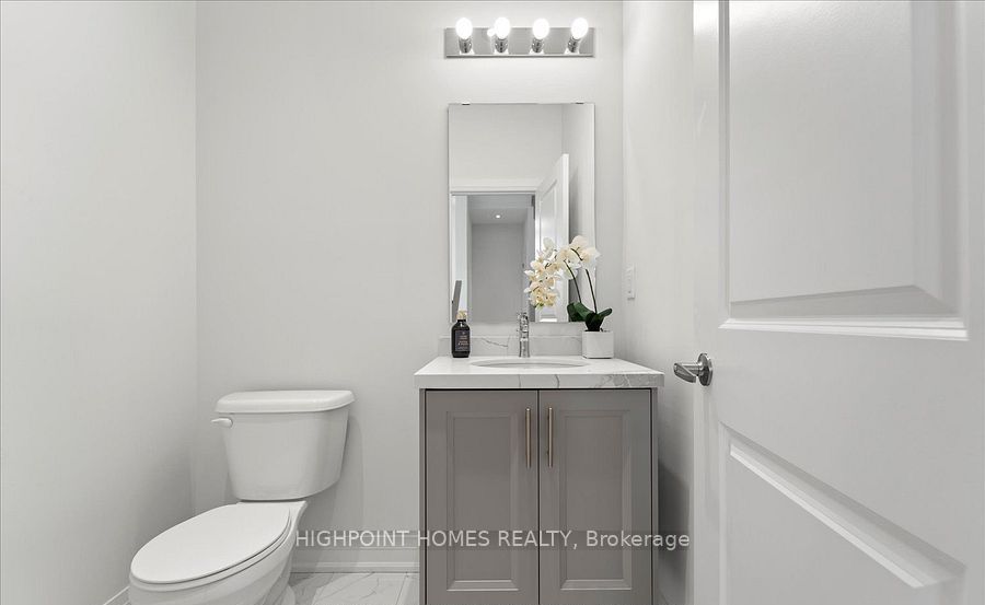 77 Schmeltzer Crescent Property Photo 23