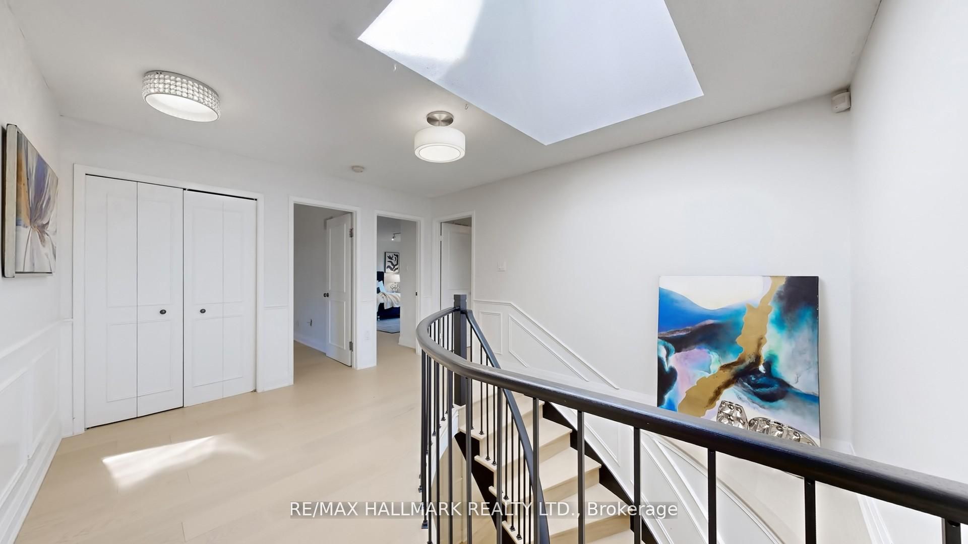 82 Windermere Crescent S Property Photo 26