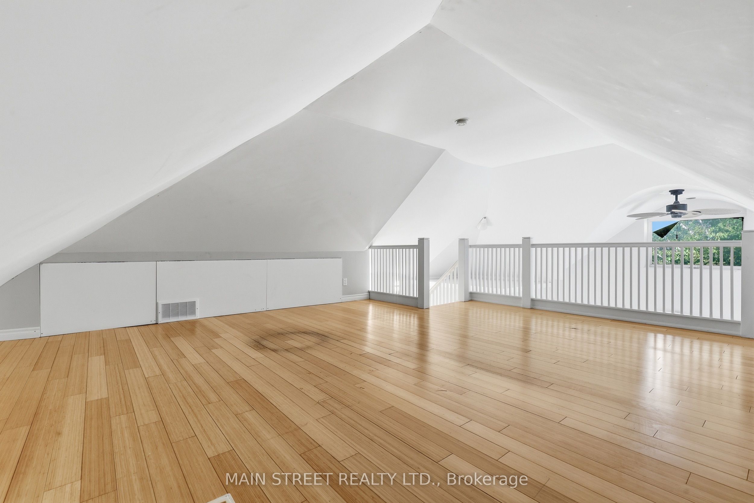 12 Vincent Street Property Photo 25