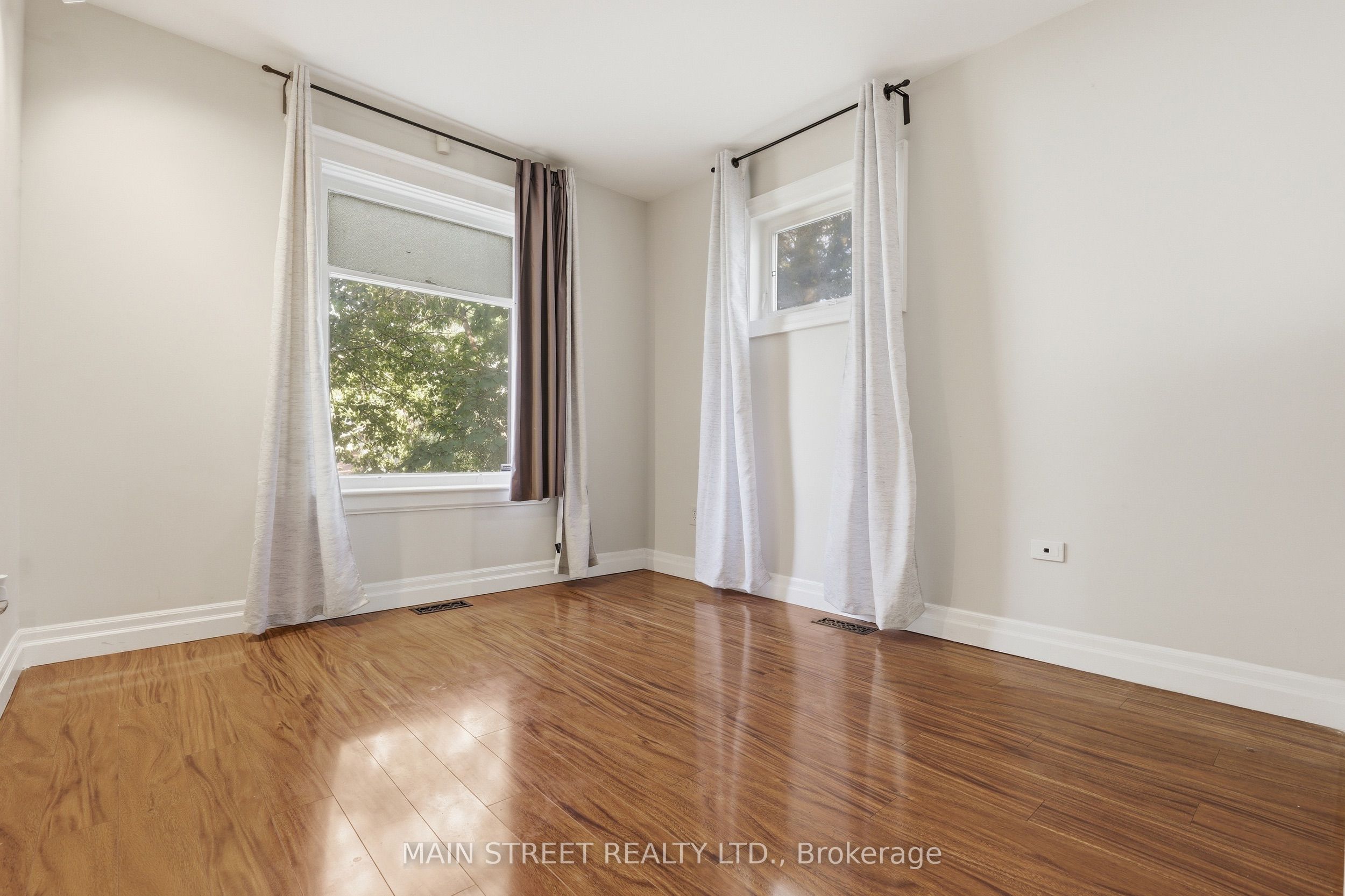 12 Vincent Street Property Photo 8