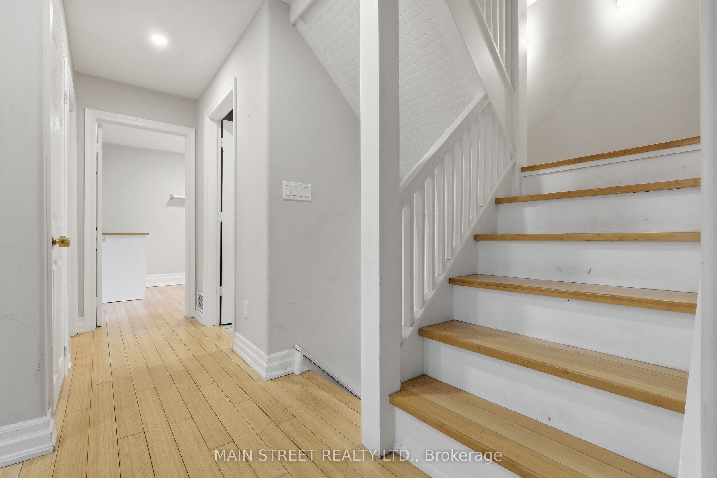 12 Vincent Street Property Photo 25