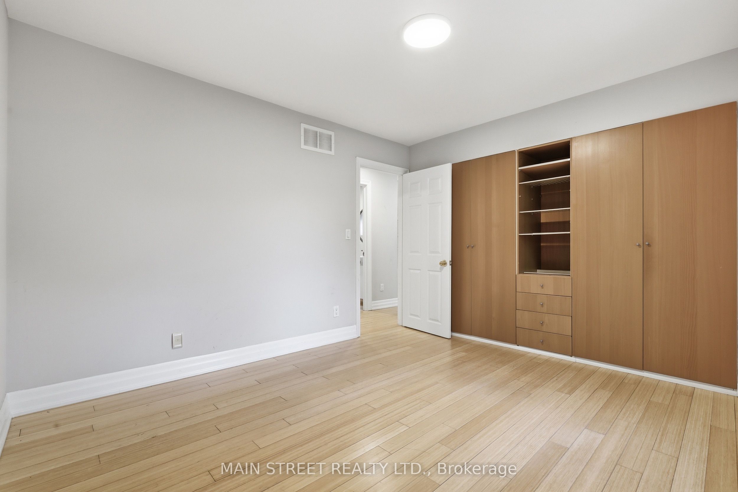 12 Vincent Street Property Photo 29