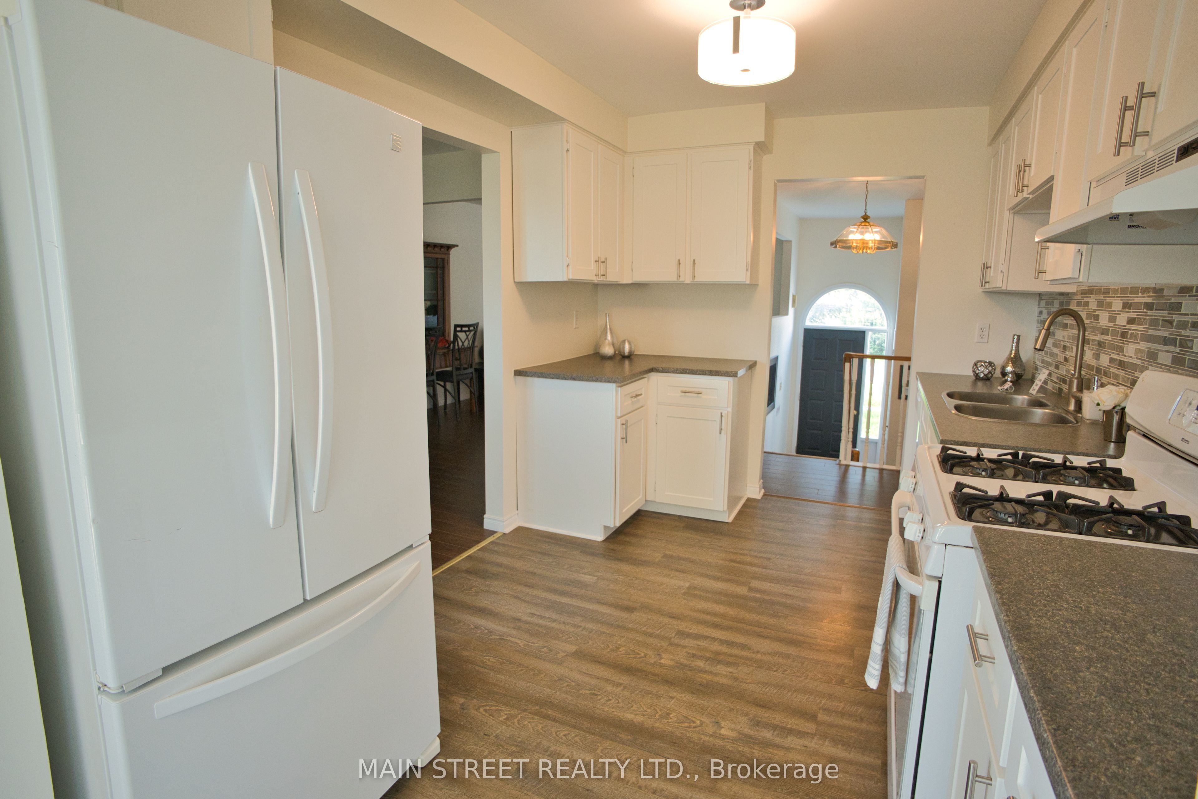 97 Riverglen Drive Property Photo 10
