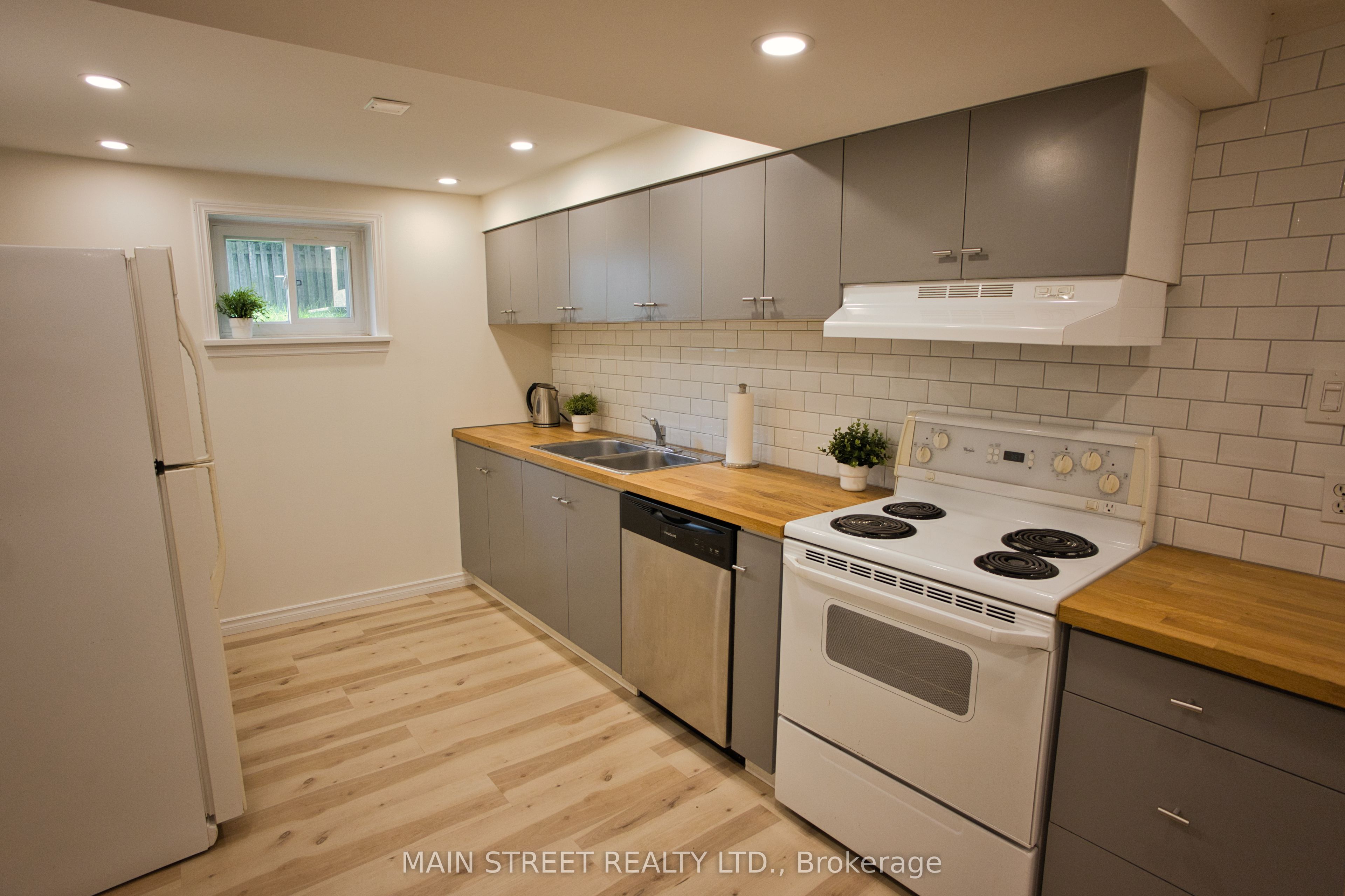 97 Riverglen Drive Property Photo 23