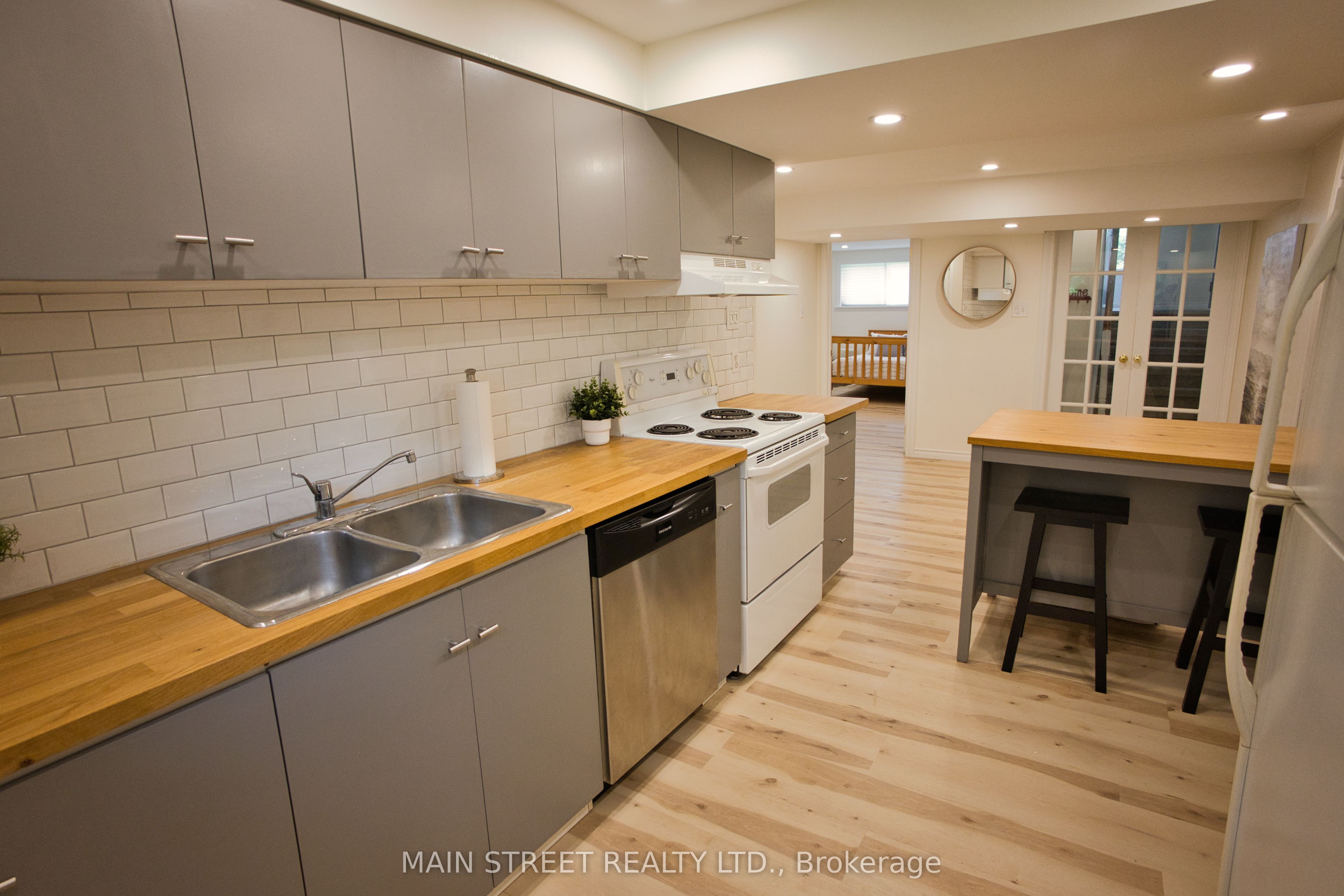 97 Riverglen Drive Property Photo 25