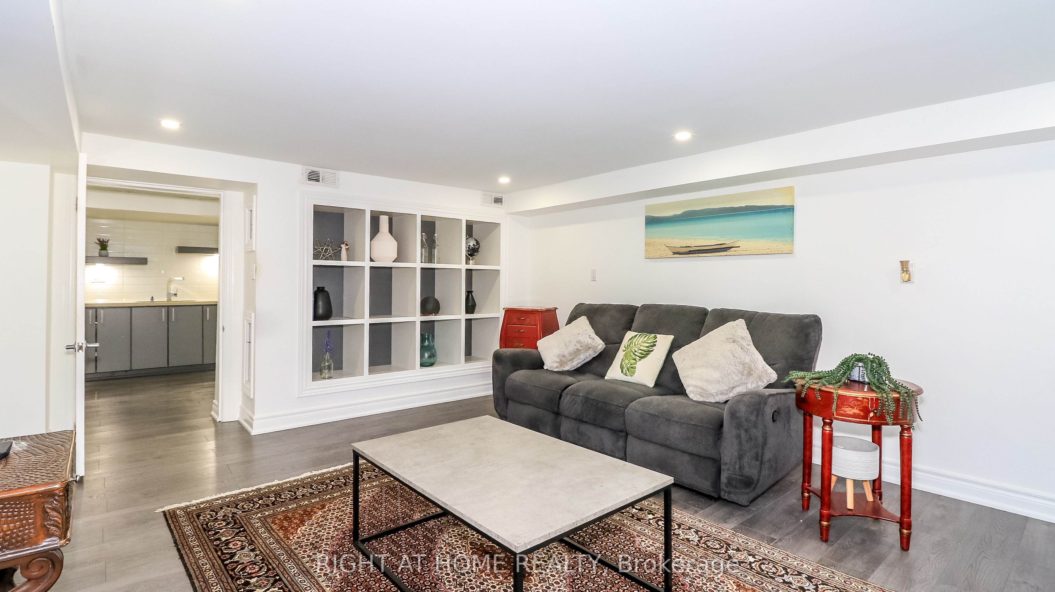 8 Sunset Street Property Photo 25