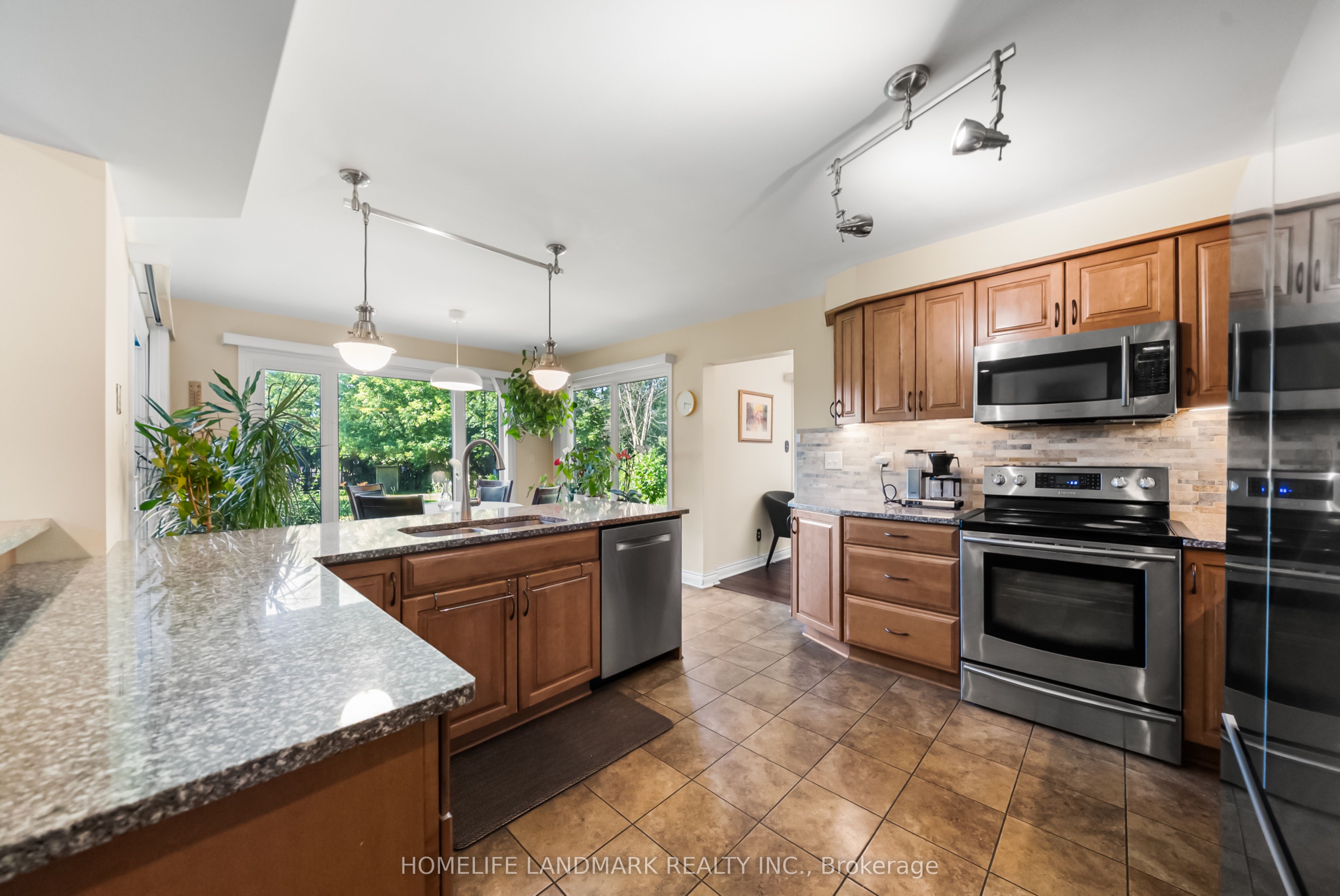 148 Burton Grove Property Photo 14