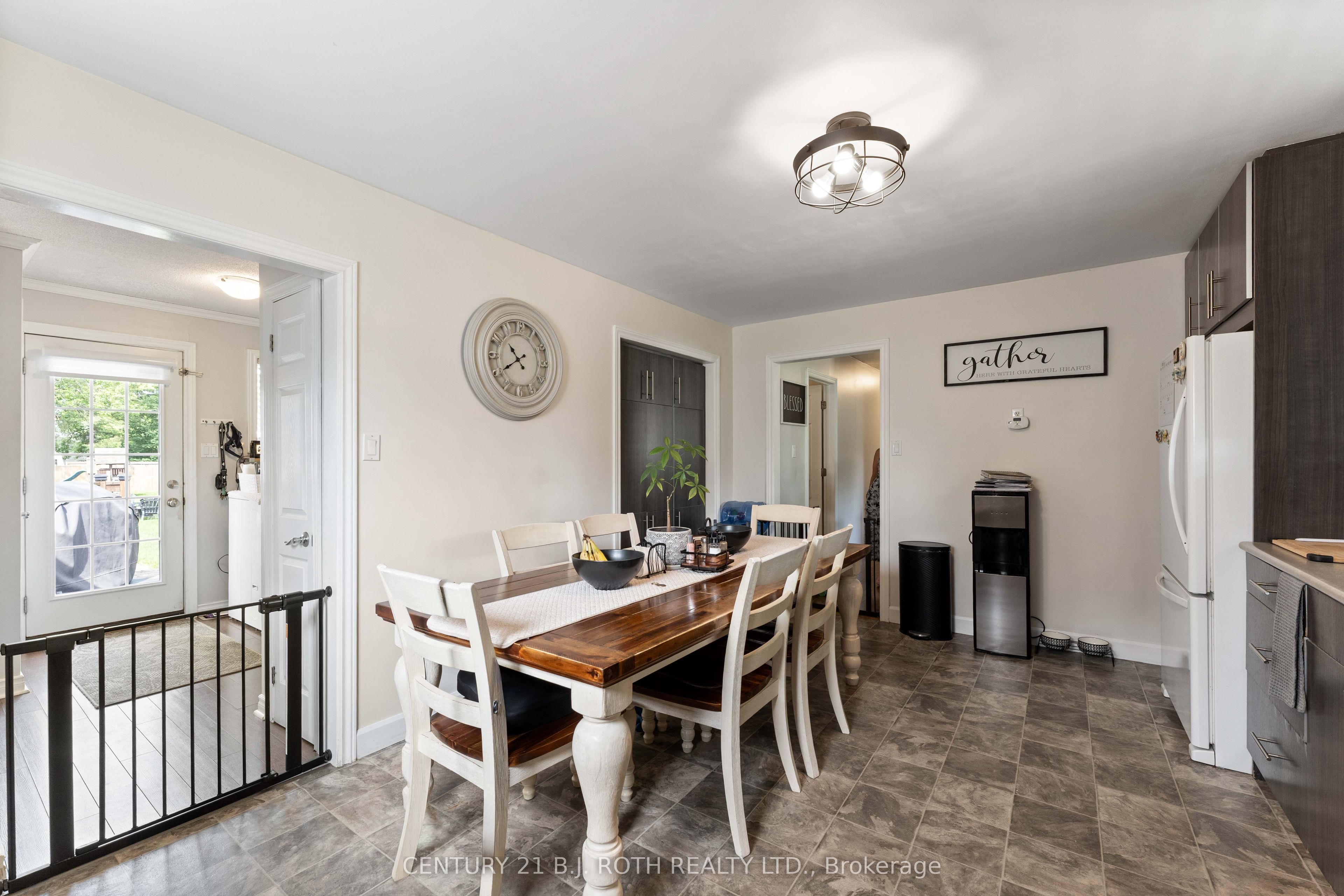 26 Coulson Avenue Property Photo 17