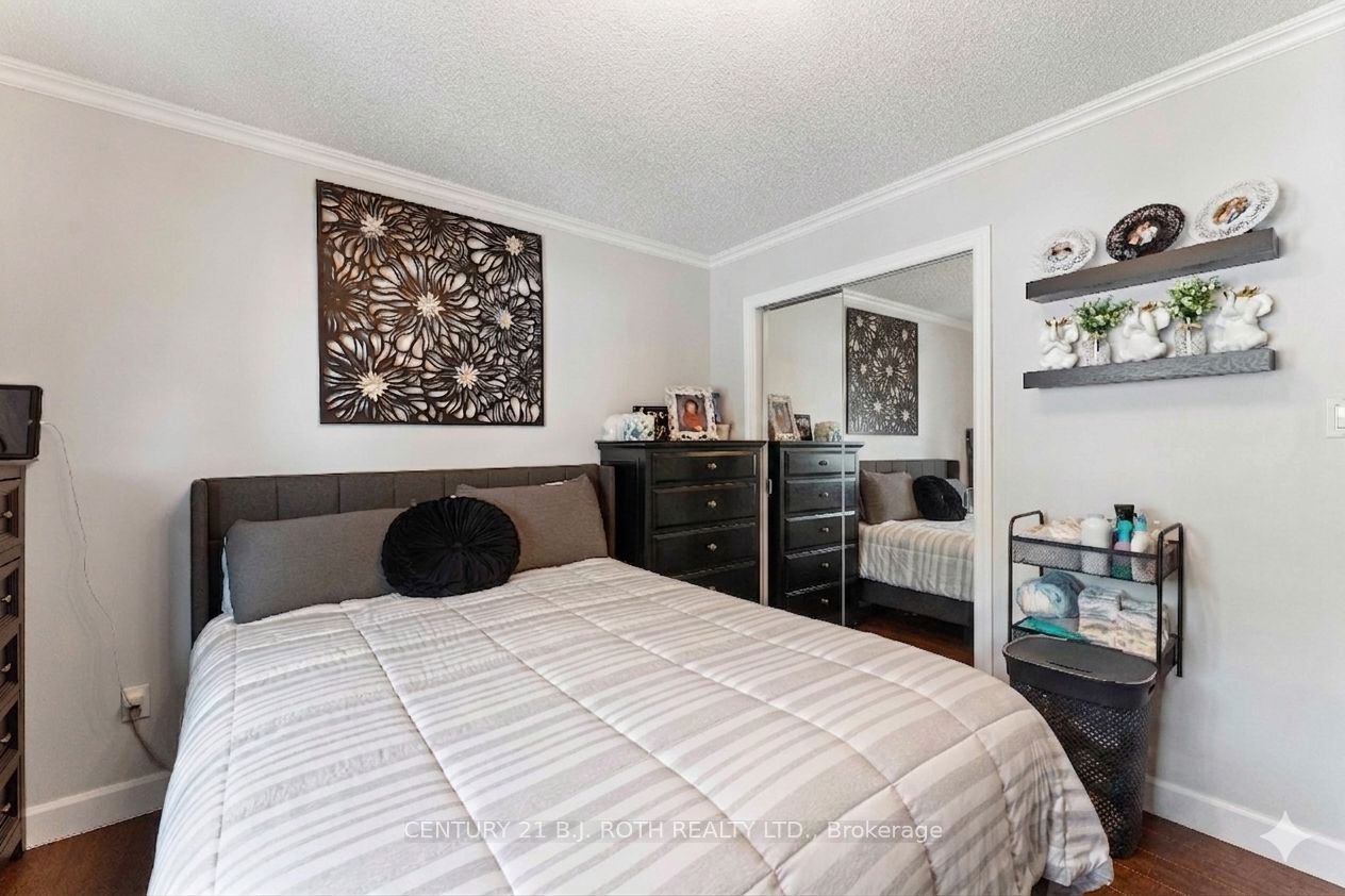 26 Coulson Avenue Property Photo 19