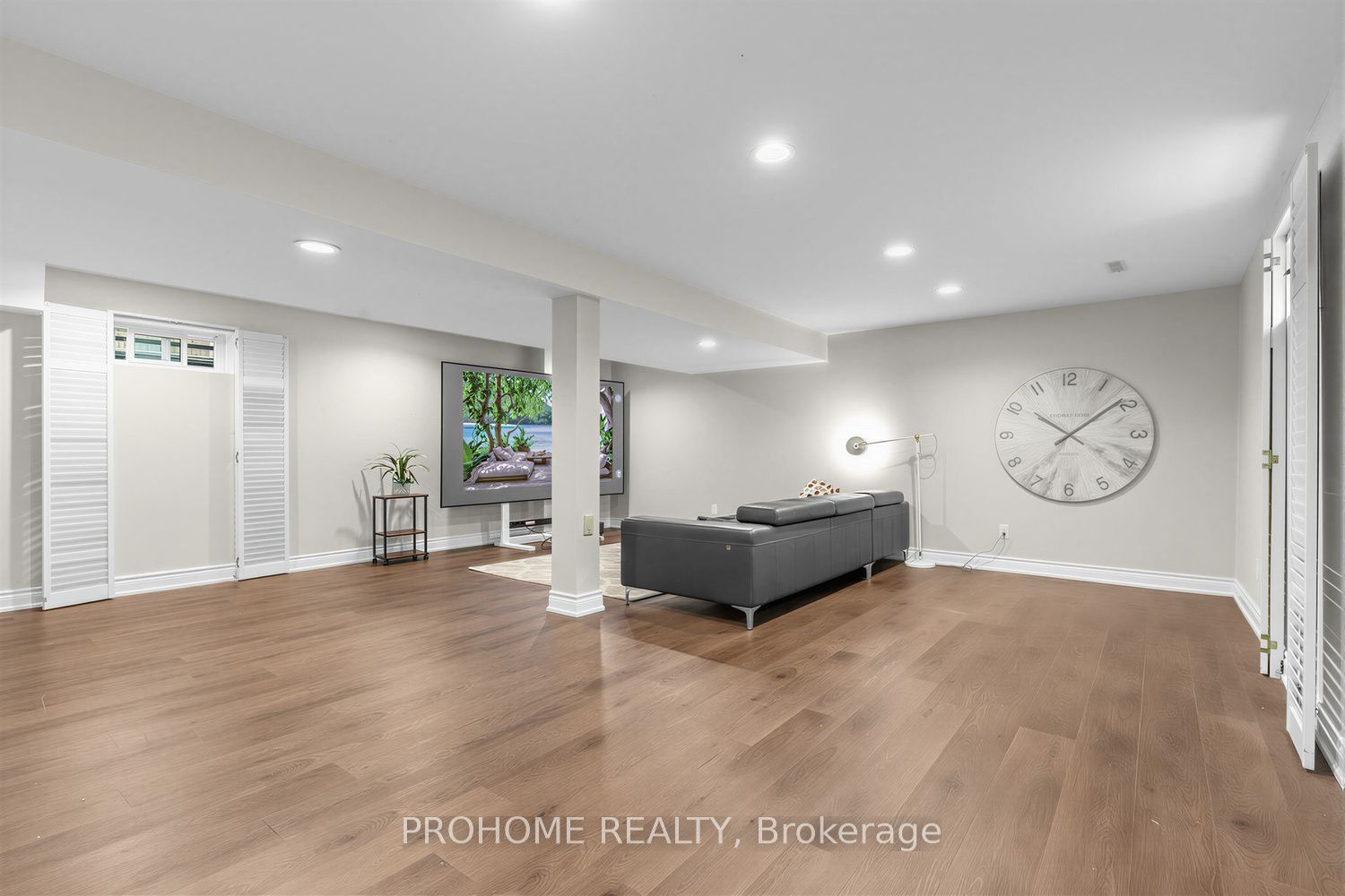 43 Rosemead Close Property Photo 30