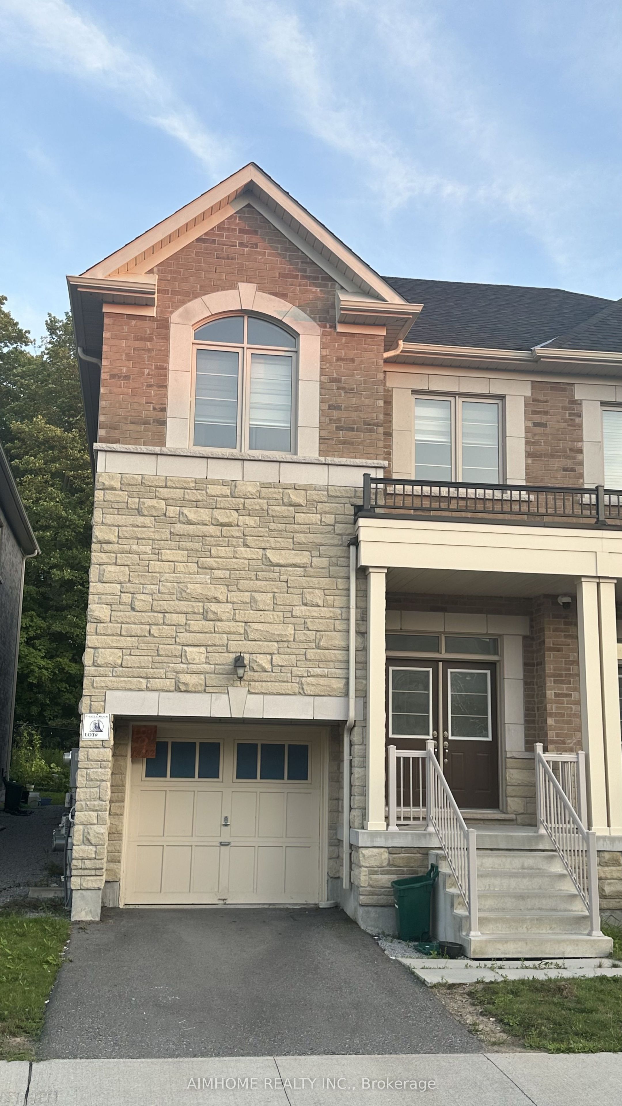 52 Liam Lane Property Photo 1