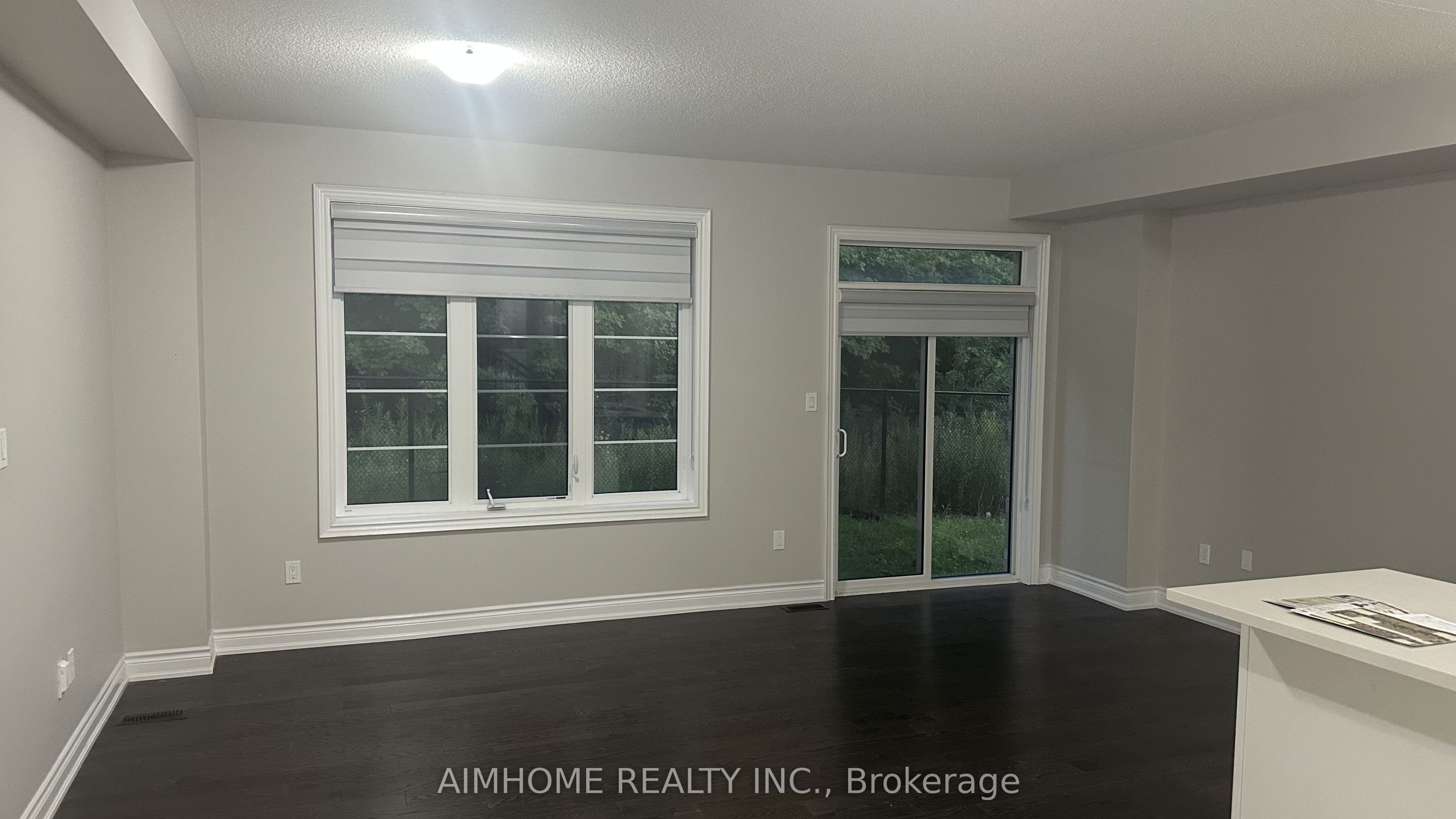 52 Liam Lane Property Photo 14