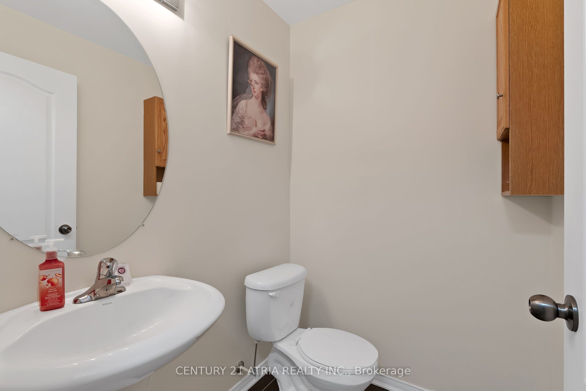 100 Gas Lamp Lane Property Photo 6