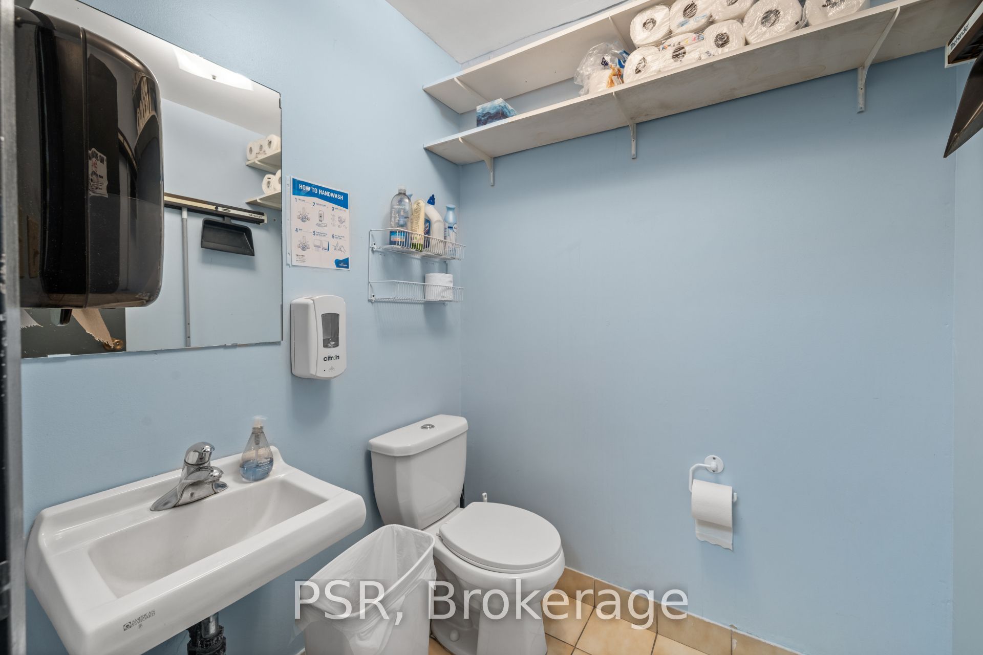 15005 Yonge Street Property Photo 33