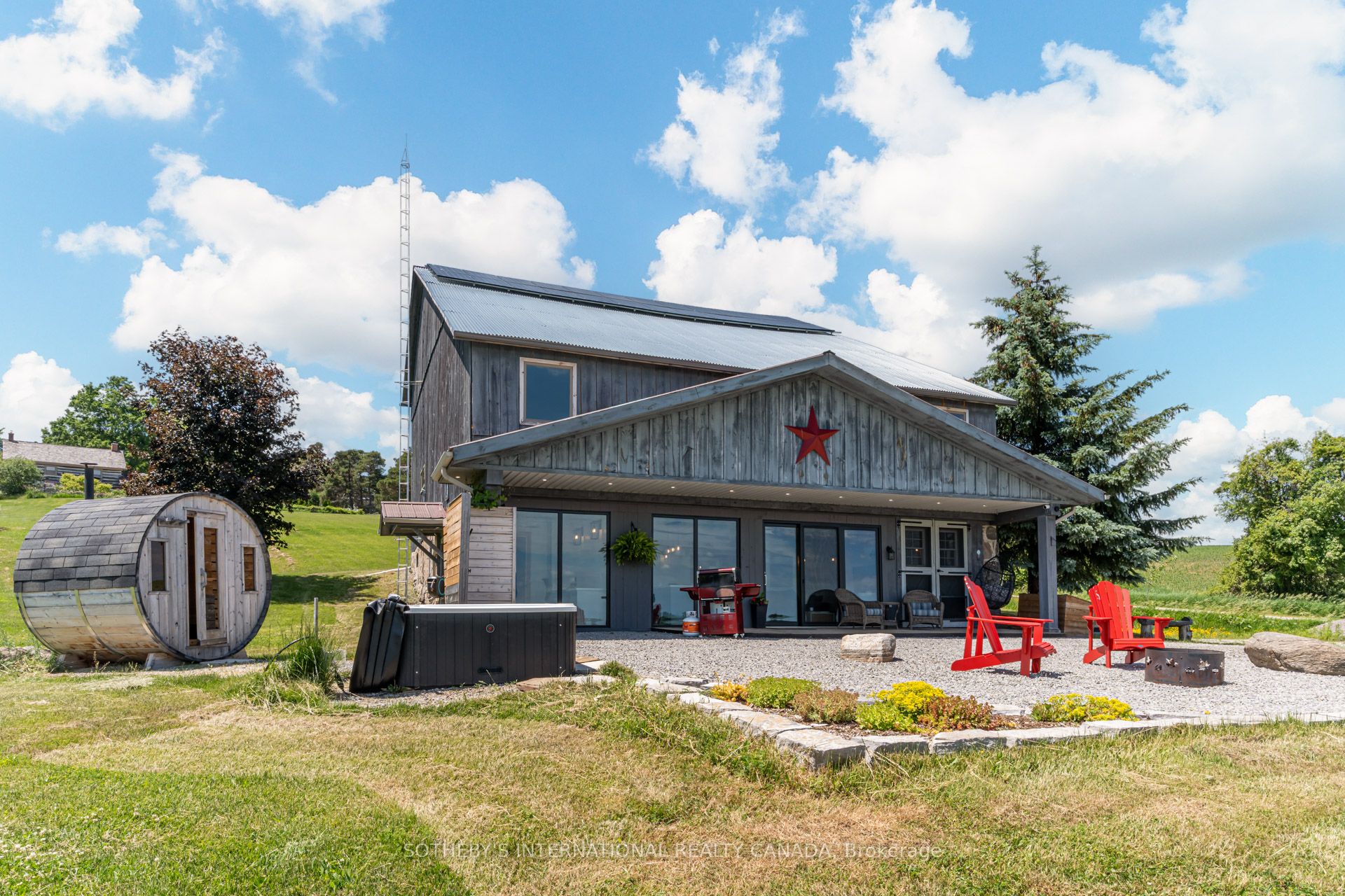 995611 Mono-adjala Townline Property Photo 34