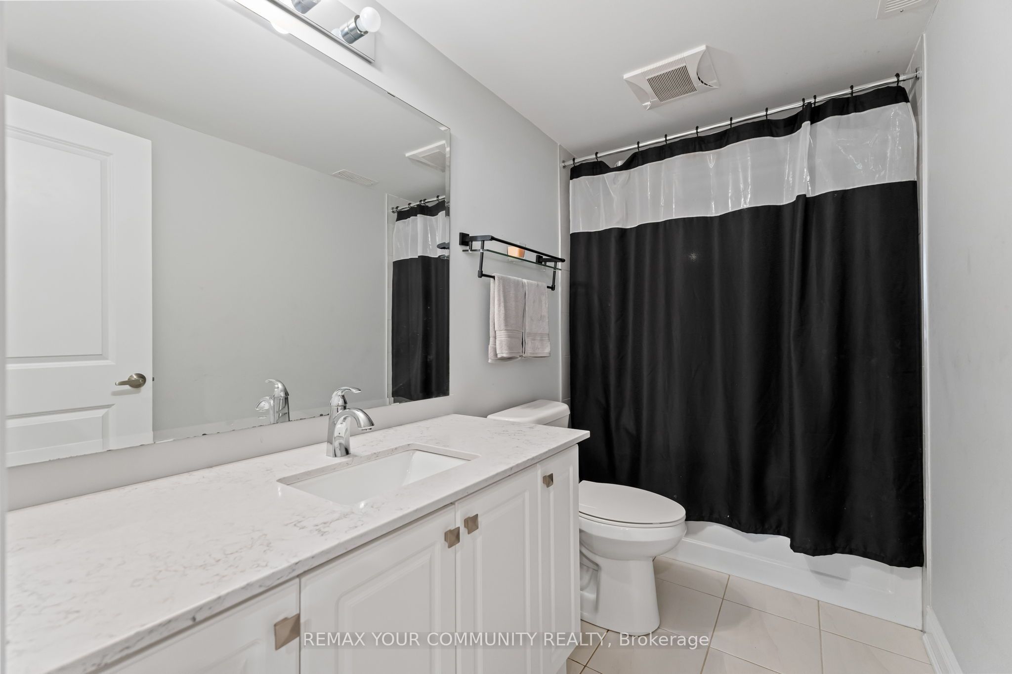 99 Walker Boulevard Property Photo 45