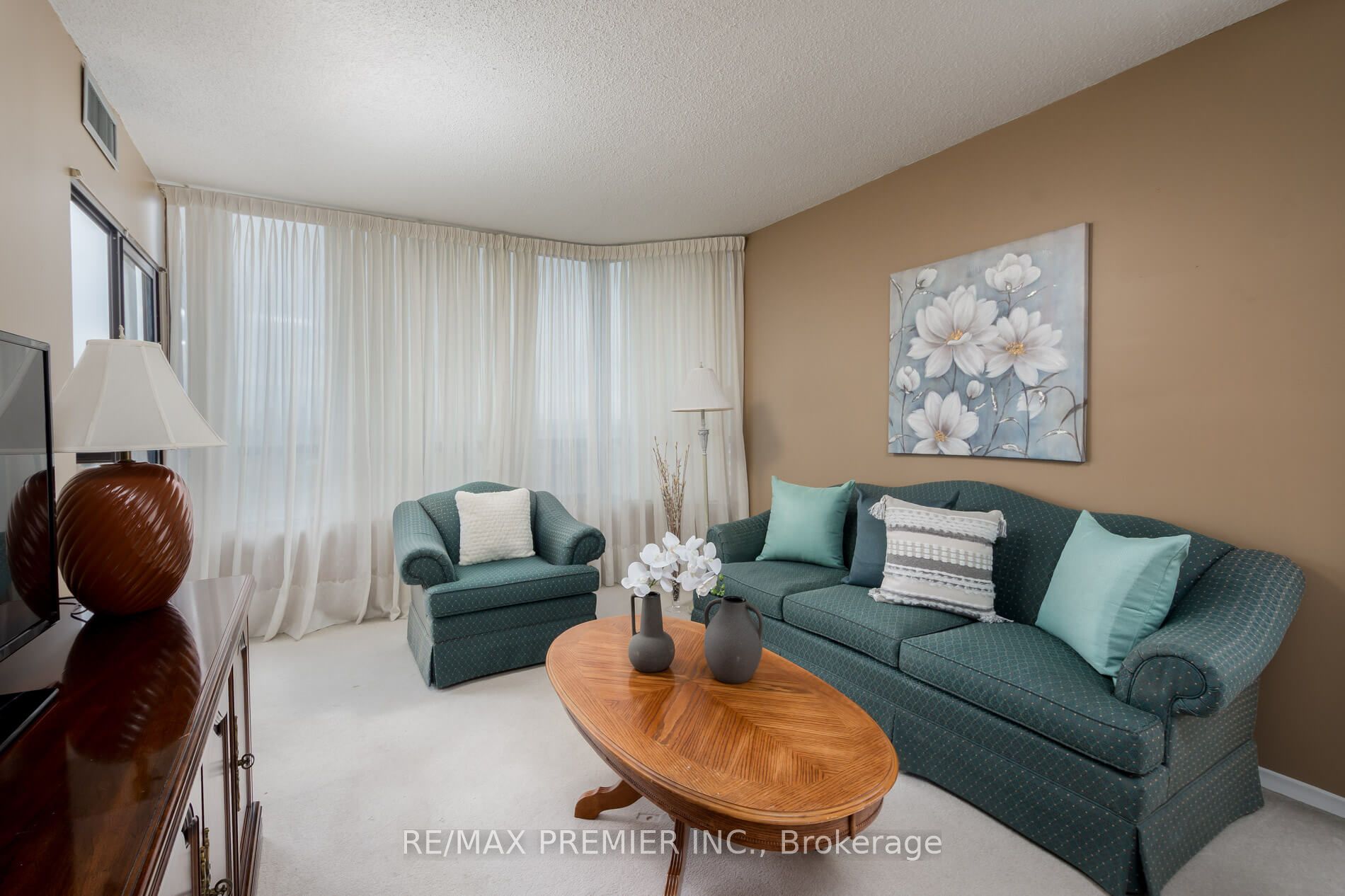 7440 Bathurst Street 1614 Property Photo 11