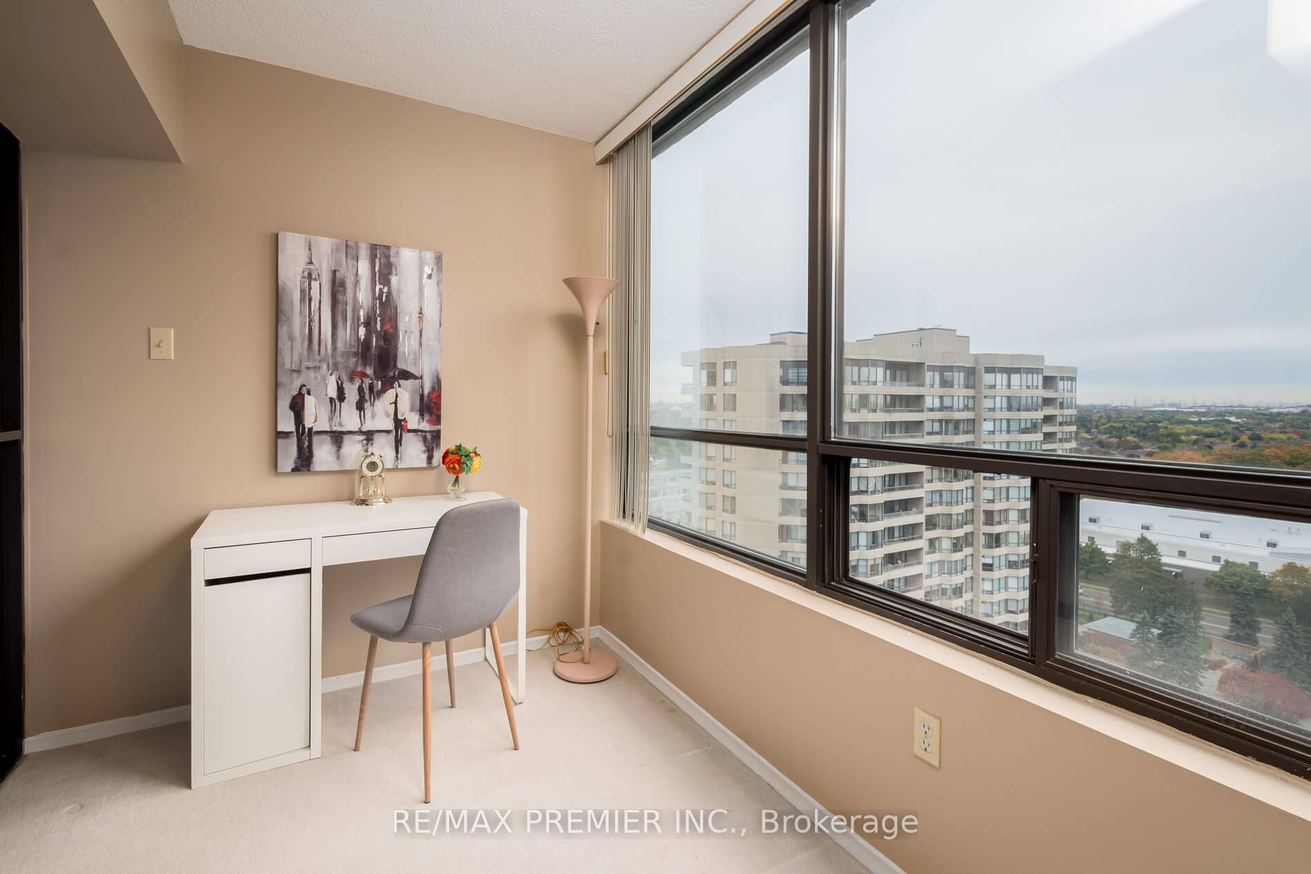 7440 Bathurst Street 1614 Property Photo 14