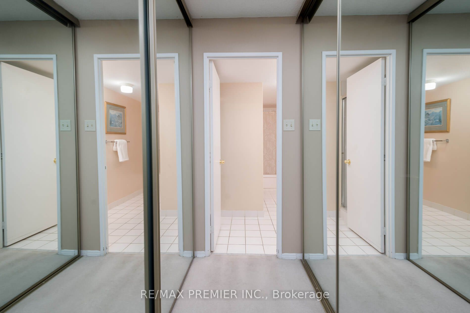 7440 Bathurst Street 1614 Property Photo 23