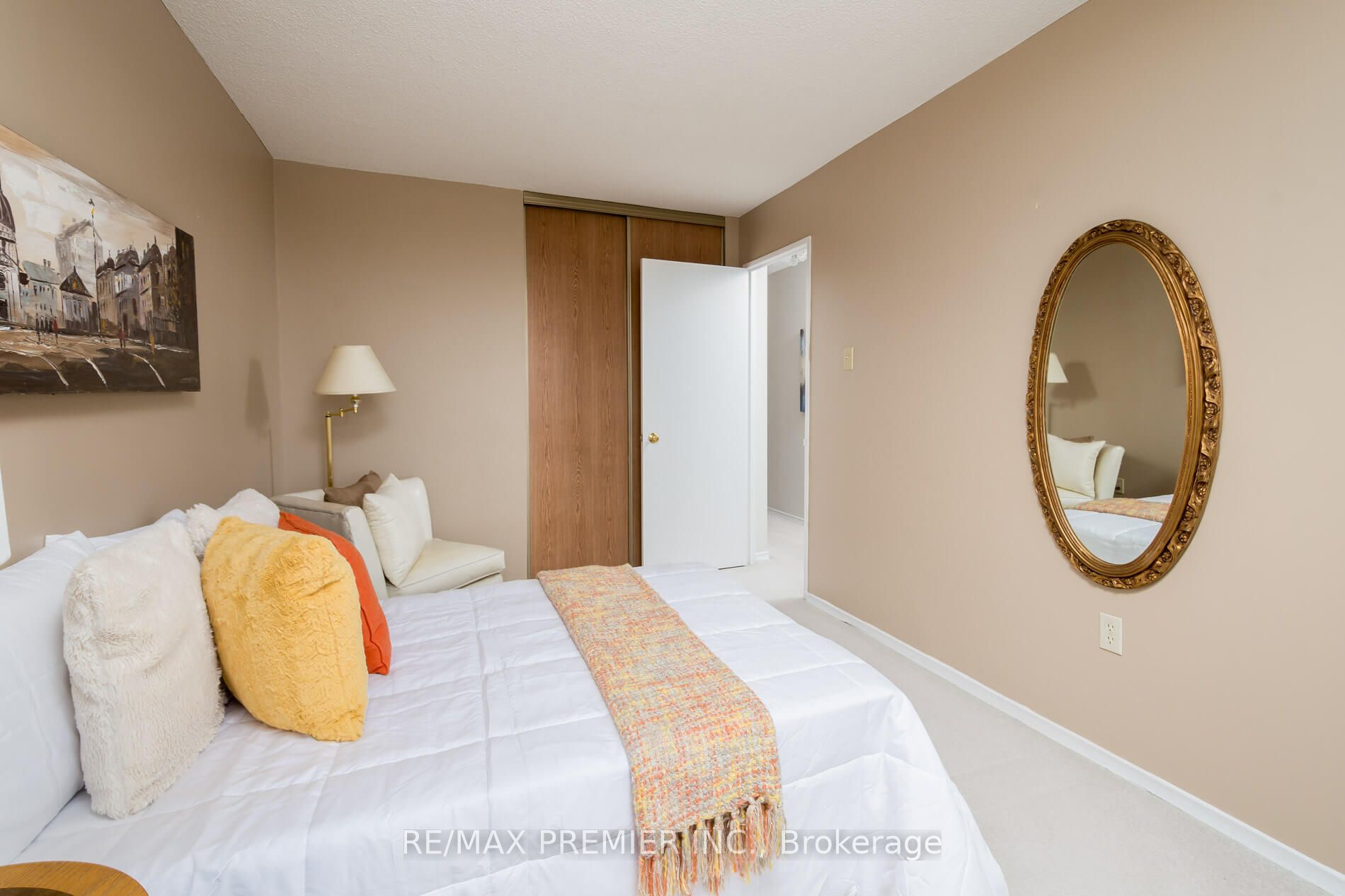 7440 Bathurst Street 1614 Property Photo 27
