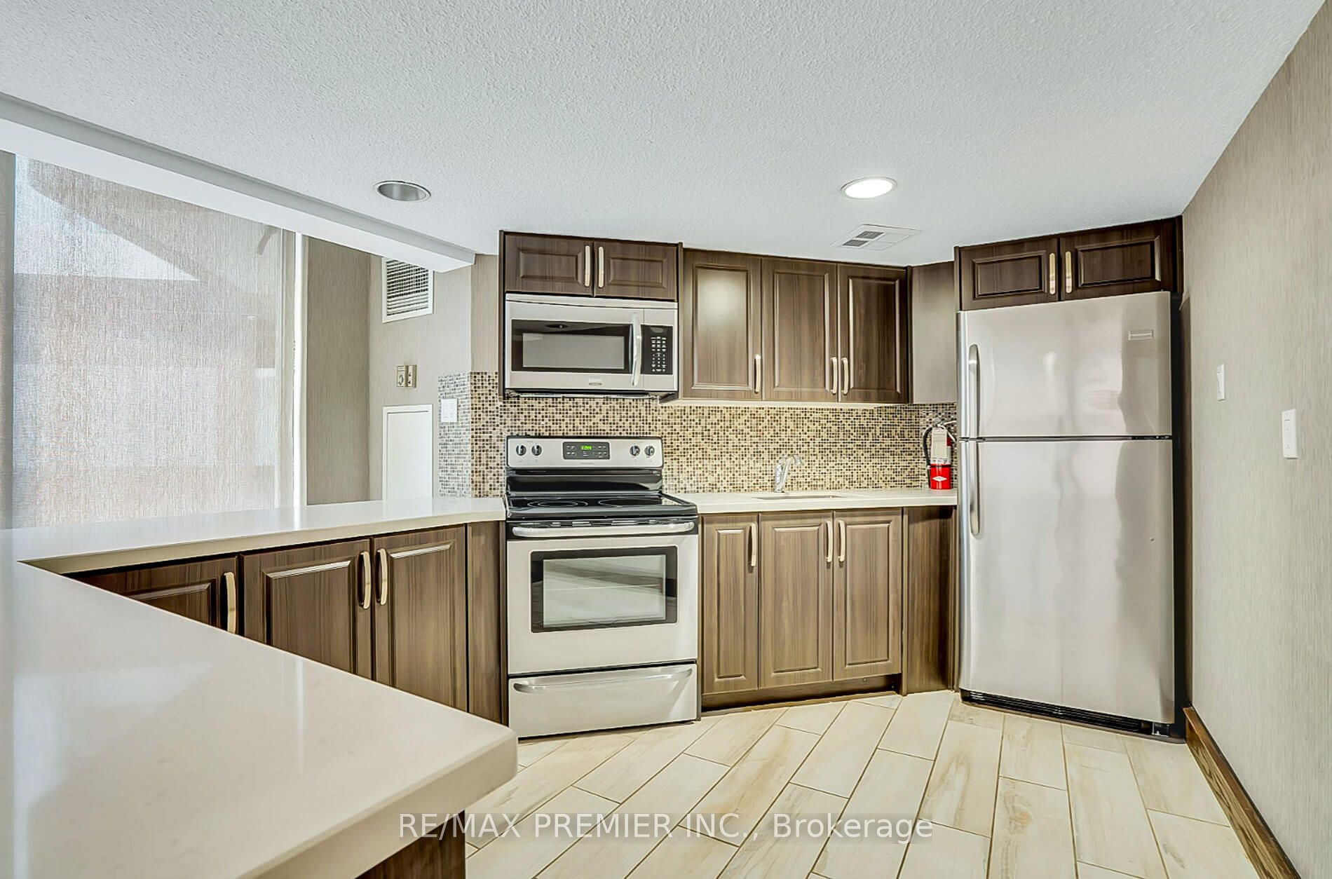7440 Bathurst Street 1614 Property Photo 41