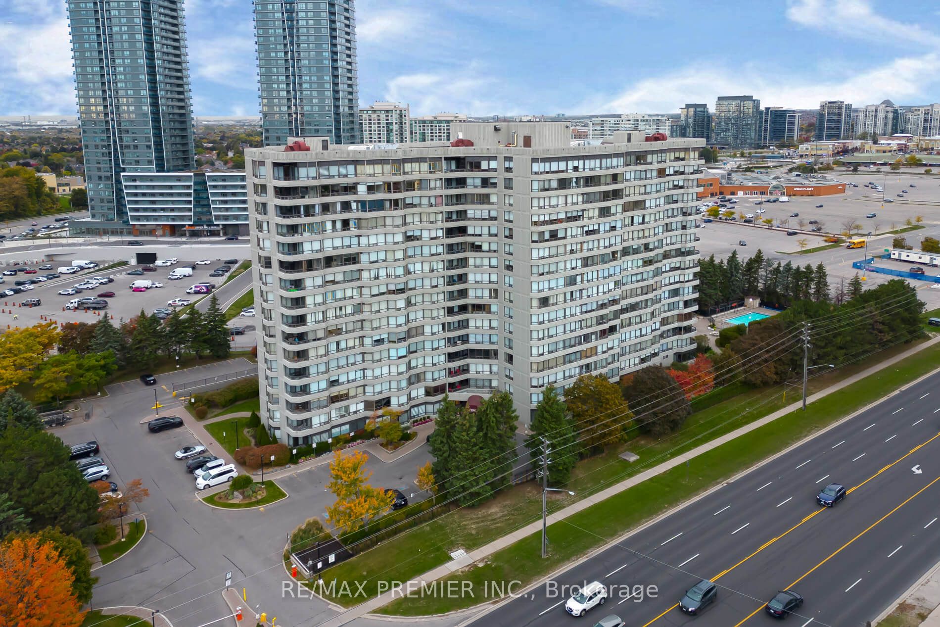 7440 Bathurst Street 1614 Property Photo 46