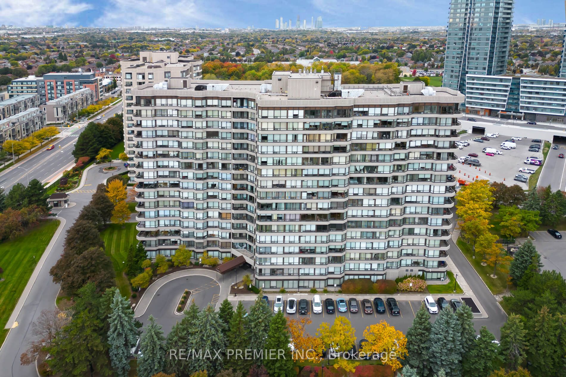 7440 Bathurst Street 1614 Property Photo 47