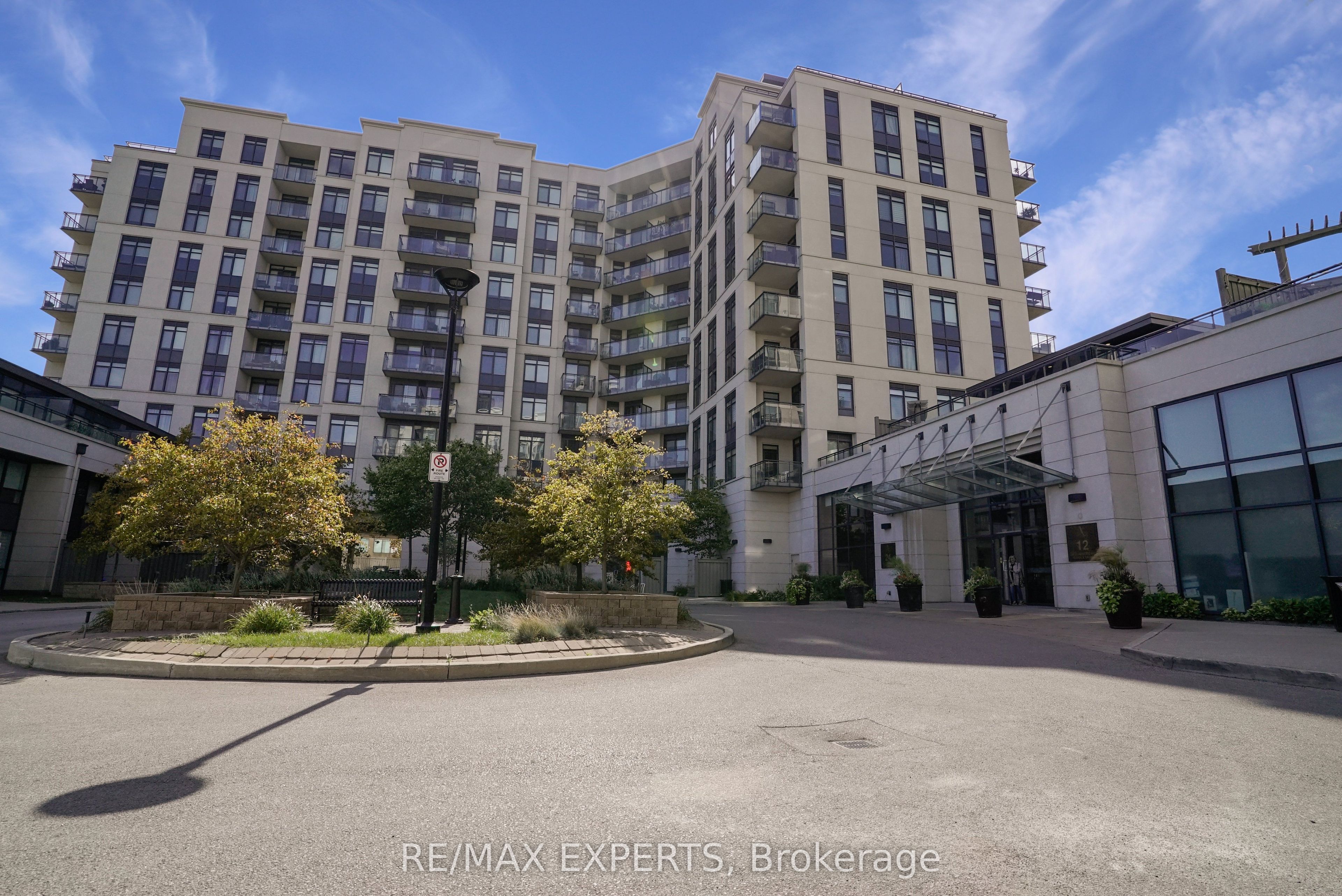 24 Woodstream Boulevard 208 Property Photo 3