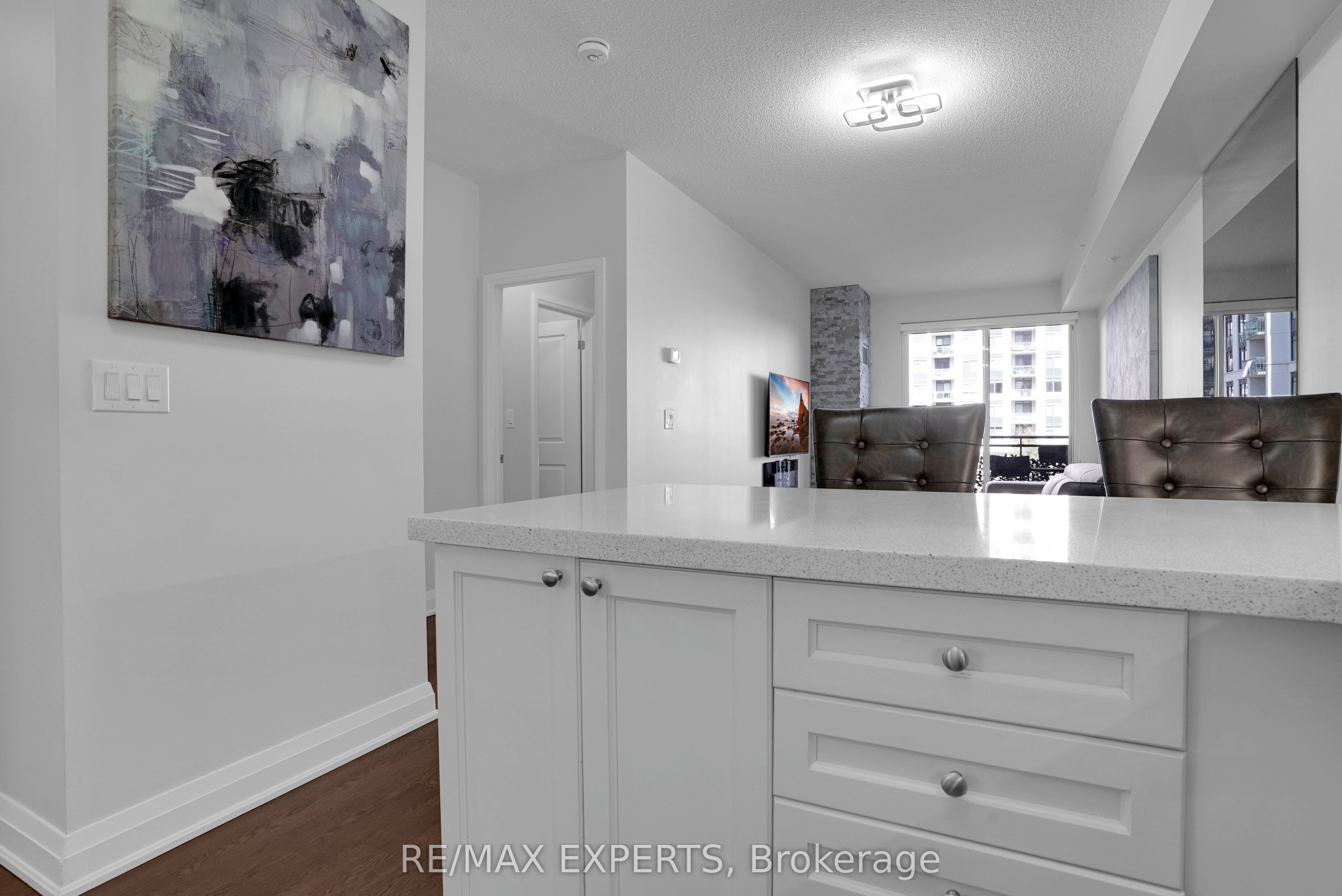 24 Woodstream Boulevard 208 Property Photo 13