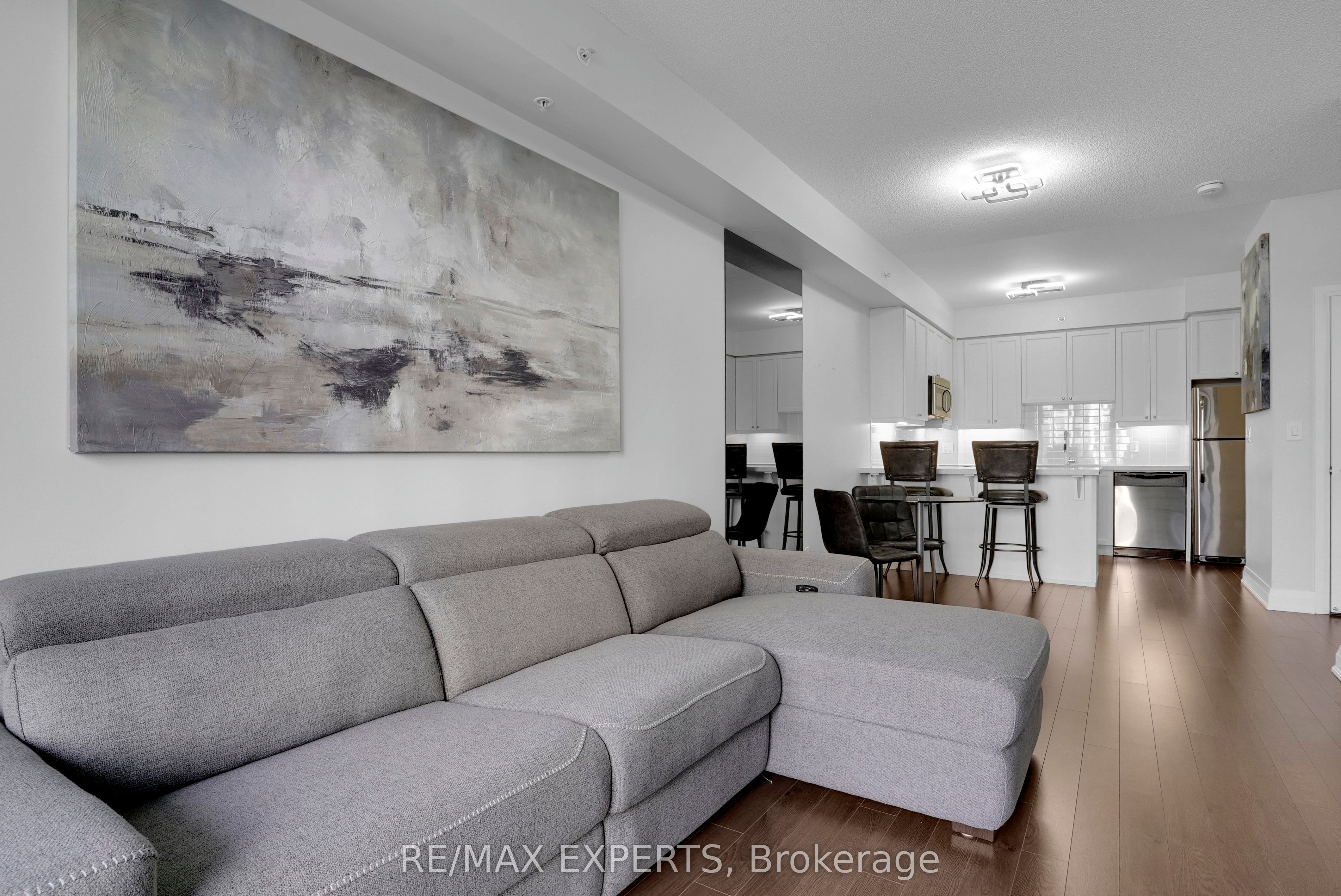 24 Woodstream Boulevard 208 Property Photo 21