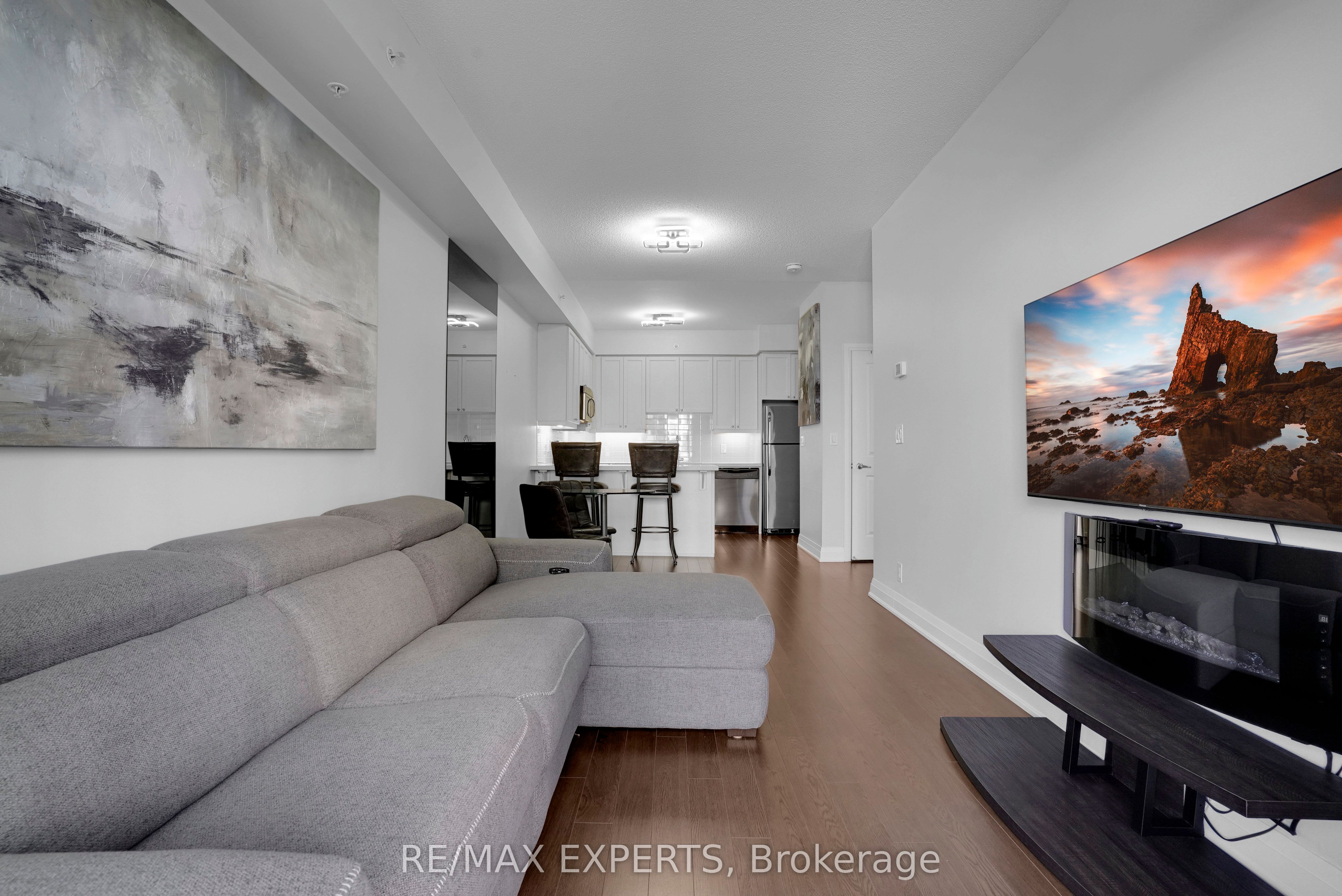 24 Woodstream Boulevard 208 Property Photo 25