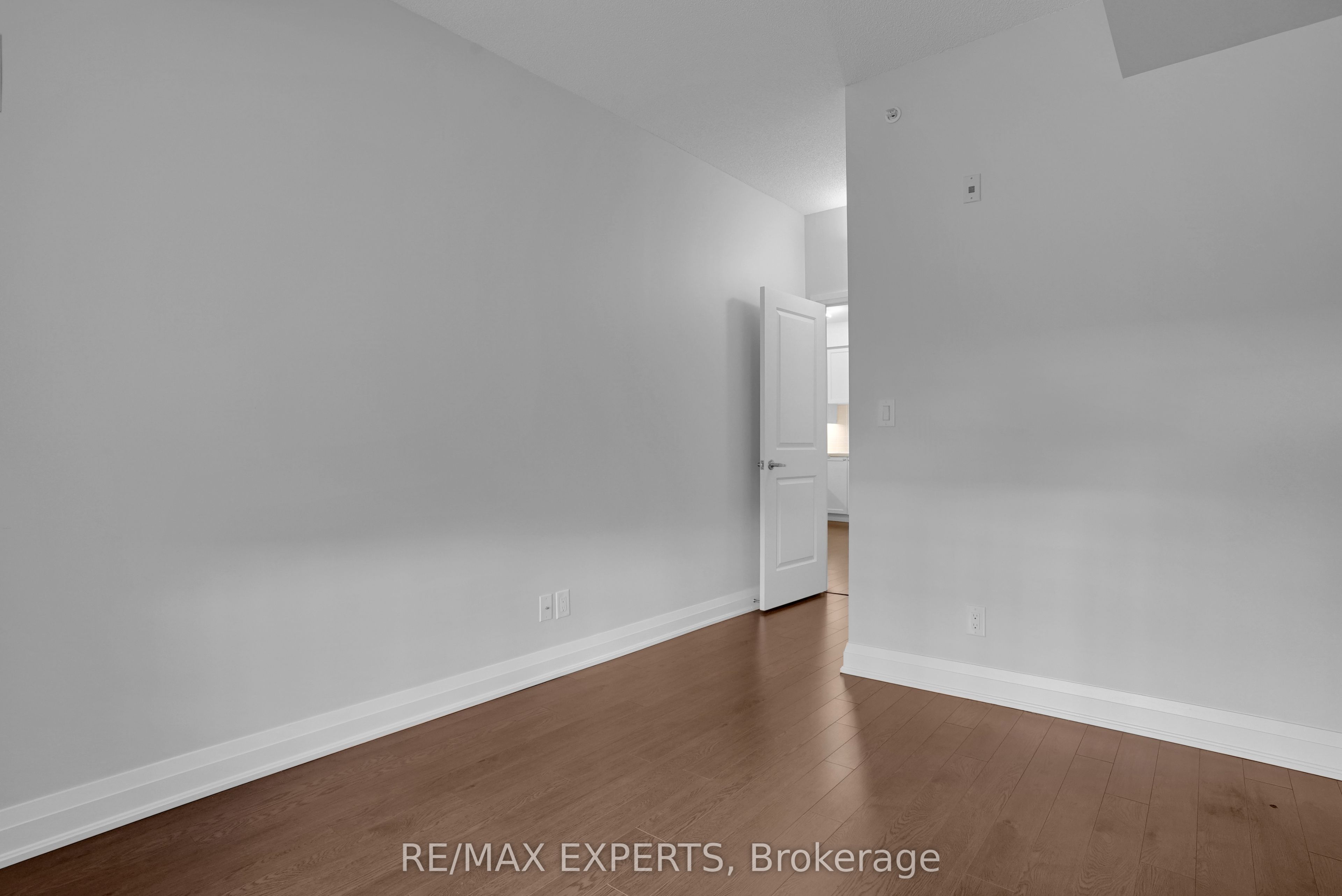 24 Woodstream Boulevard 208 Property Photo 29
