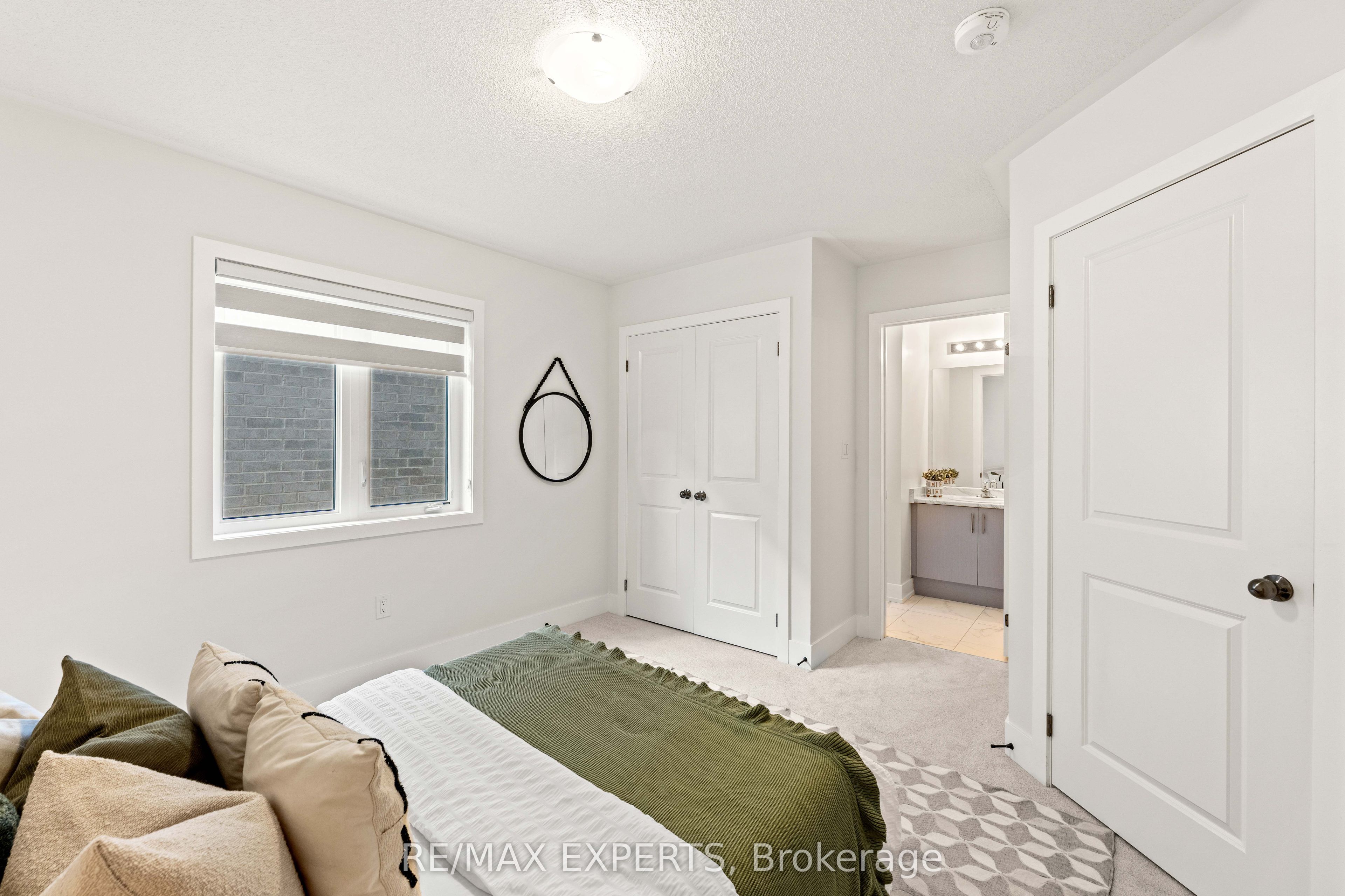 10 Lawrence D. Pridham Avenue Property Photo 26