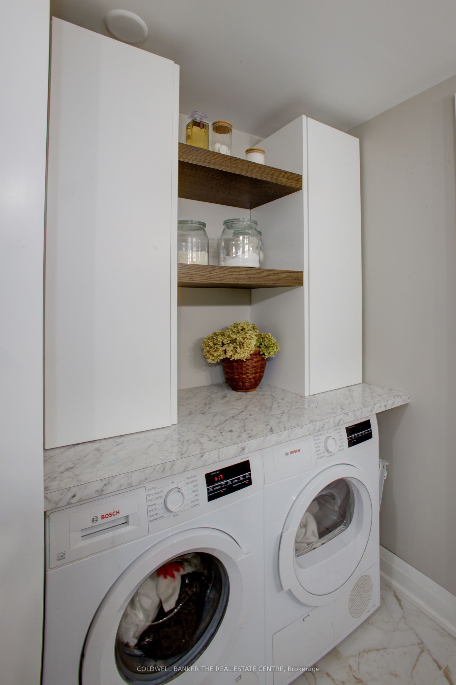 89 King Street Property Photo 20