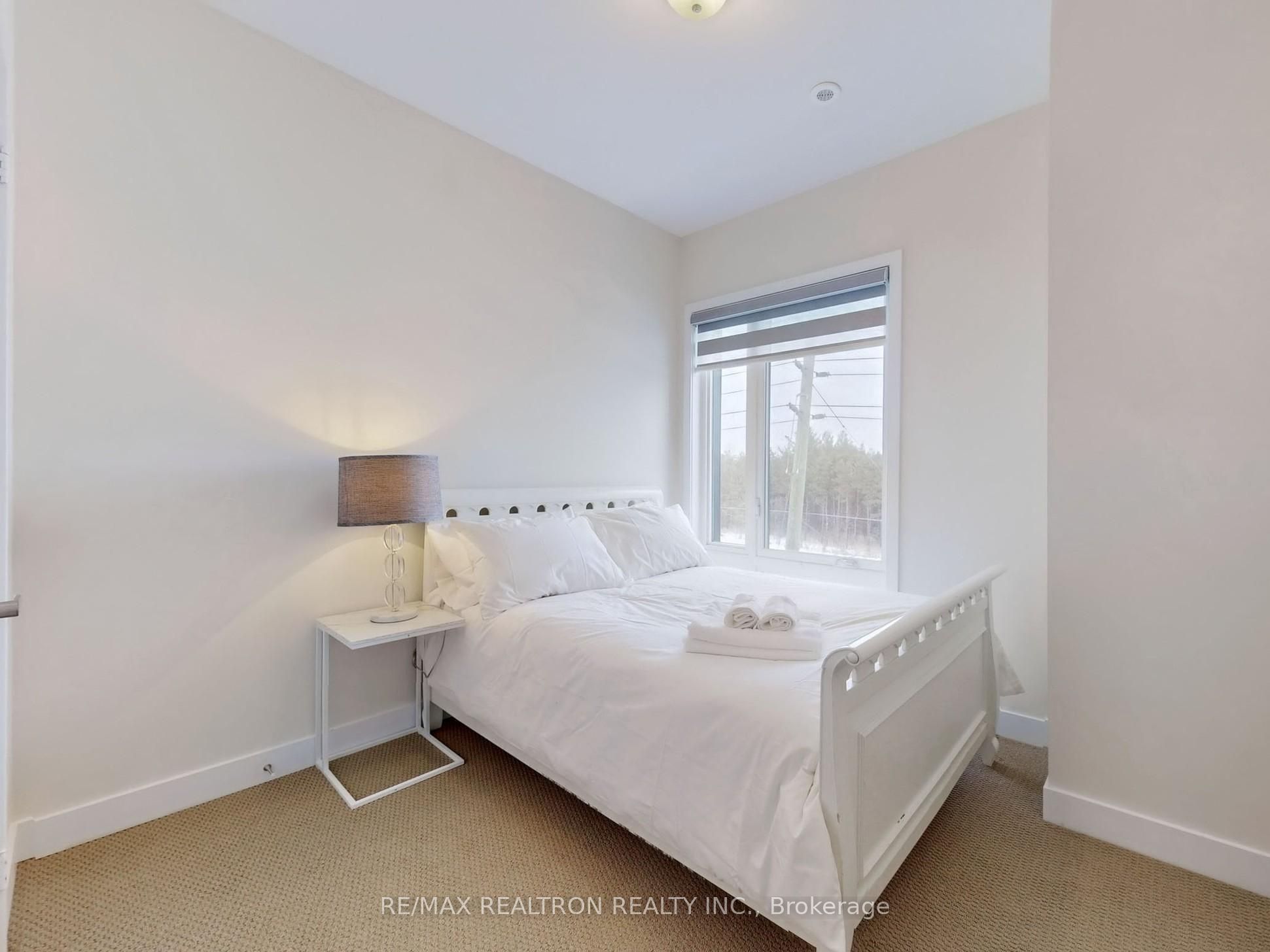 45 Credit Lane Rm 4 Property Photo 18