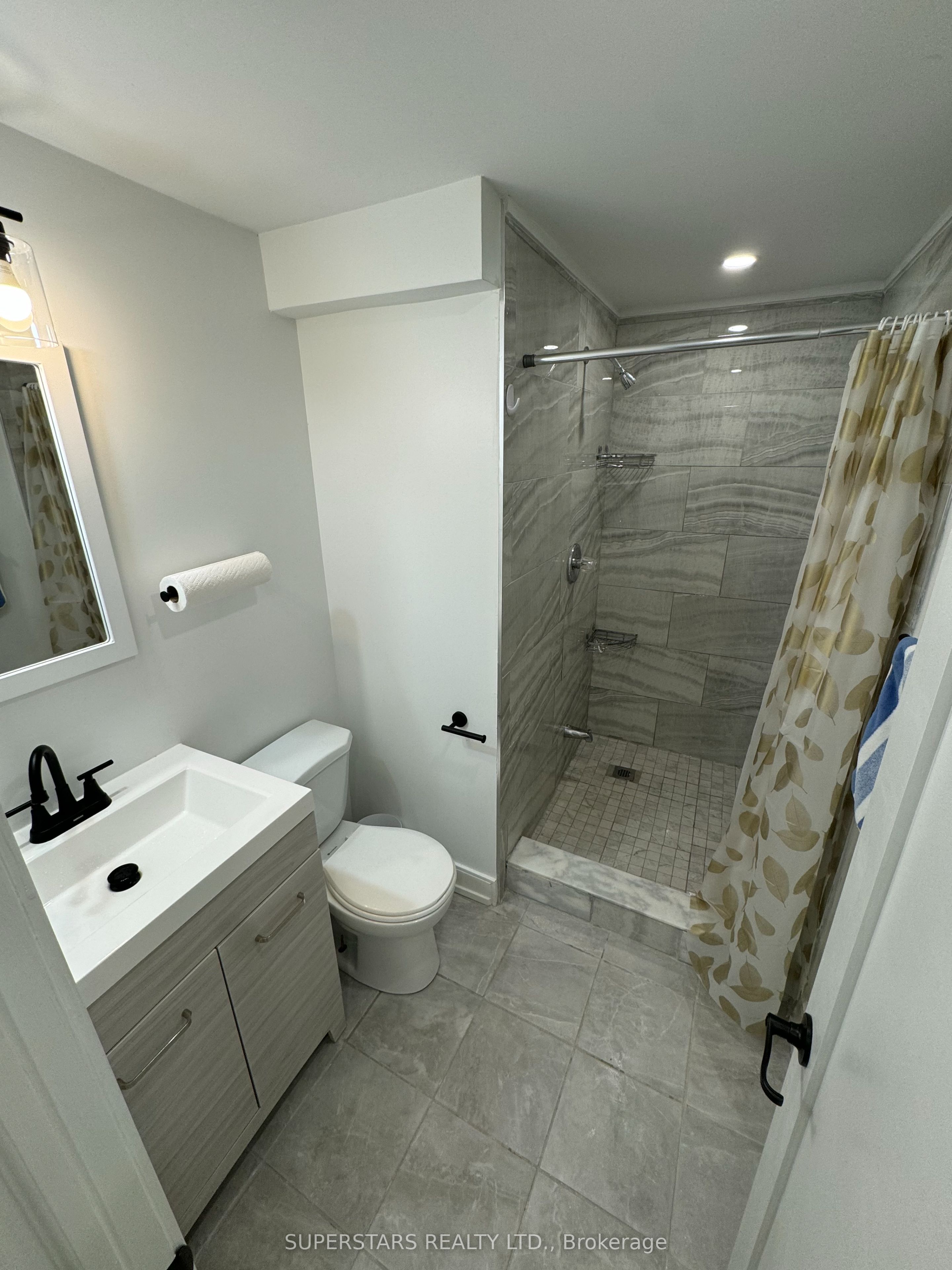 110 Colony Trail Boulevard Property Photo 13