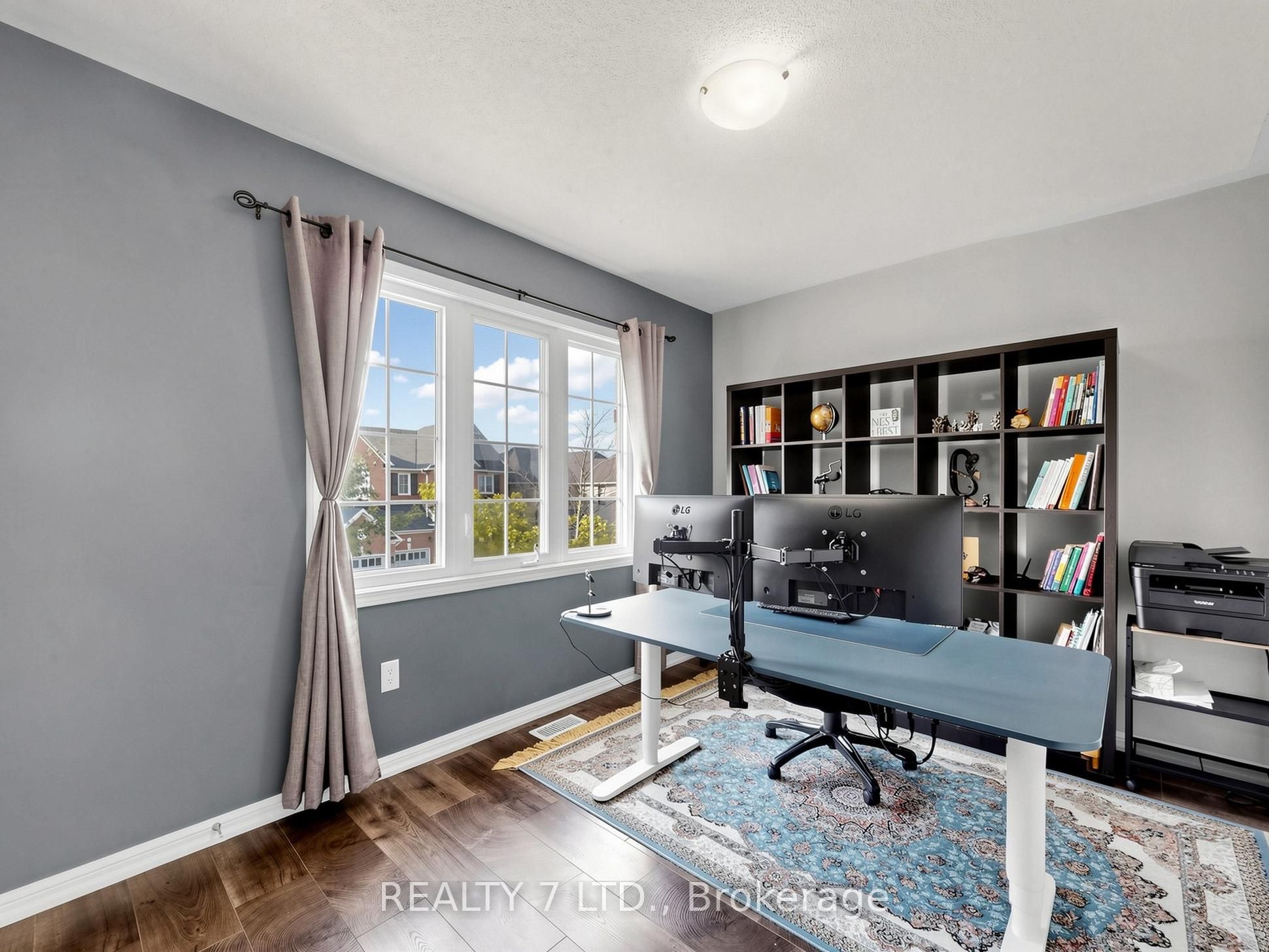 330 Cheryl Mews Boulevard Property Photo 31