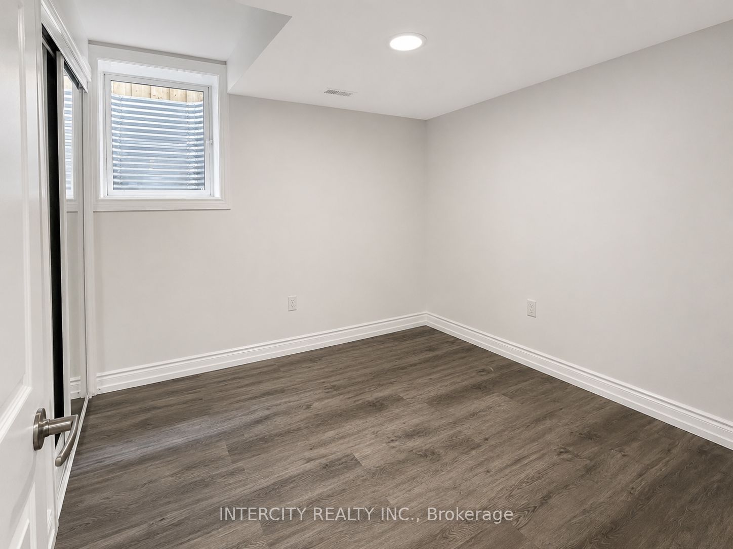 7 Empire Drive Basement Property Photo 6