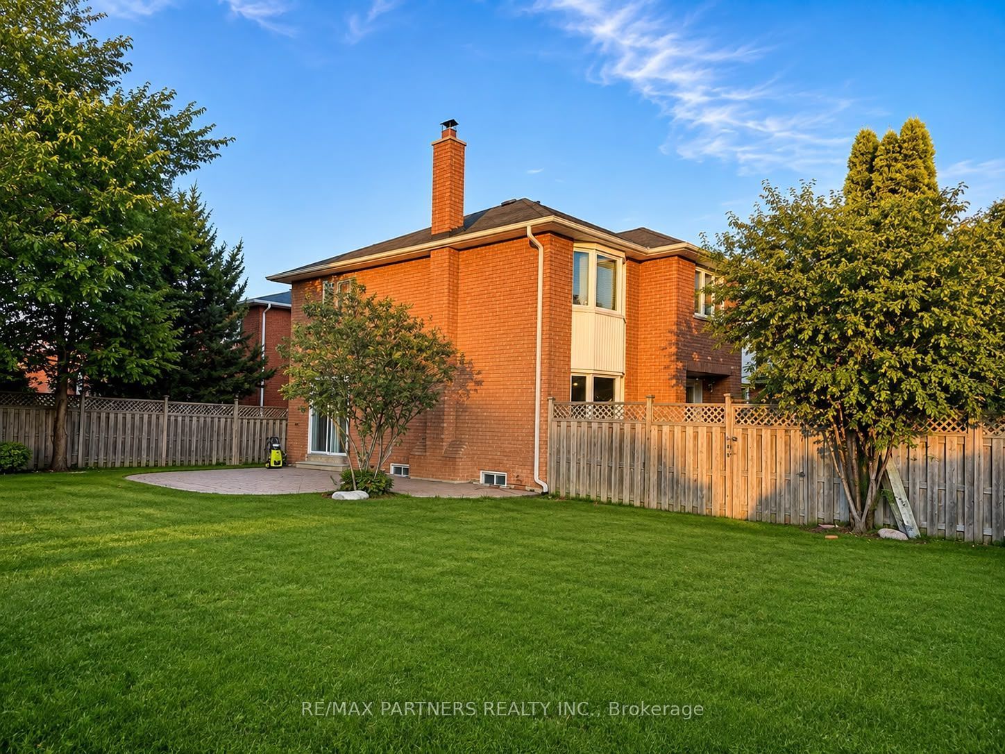 2 Glenhurst Road Property Photo 4