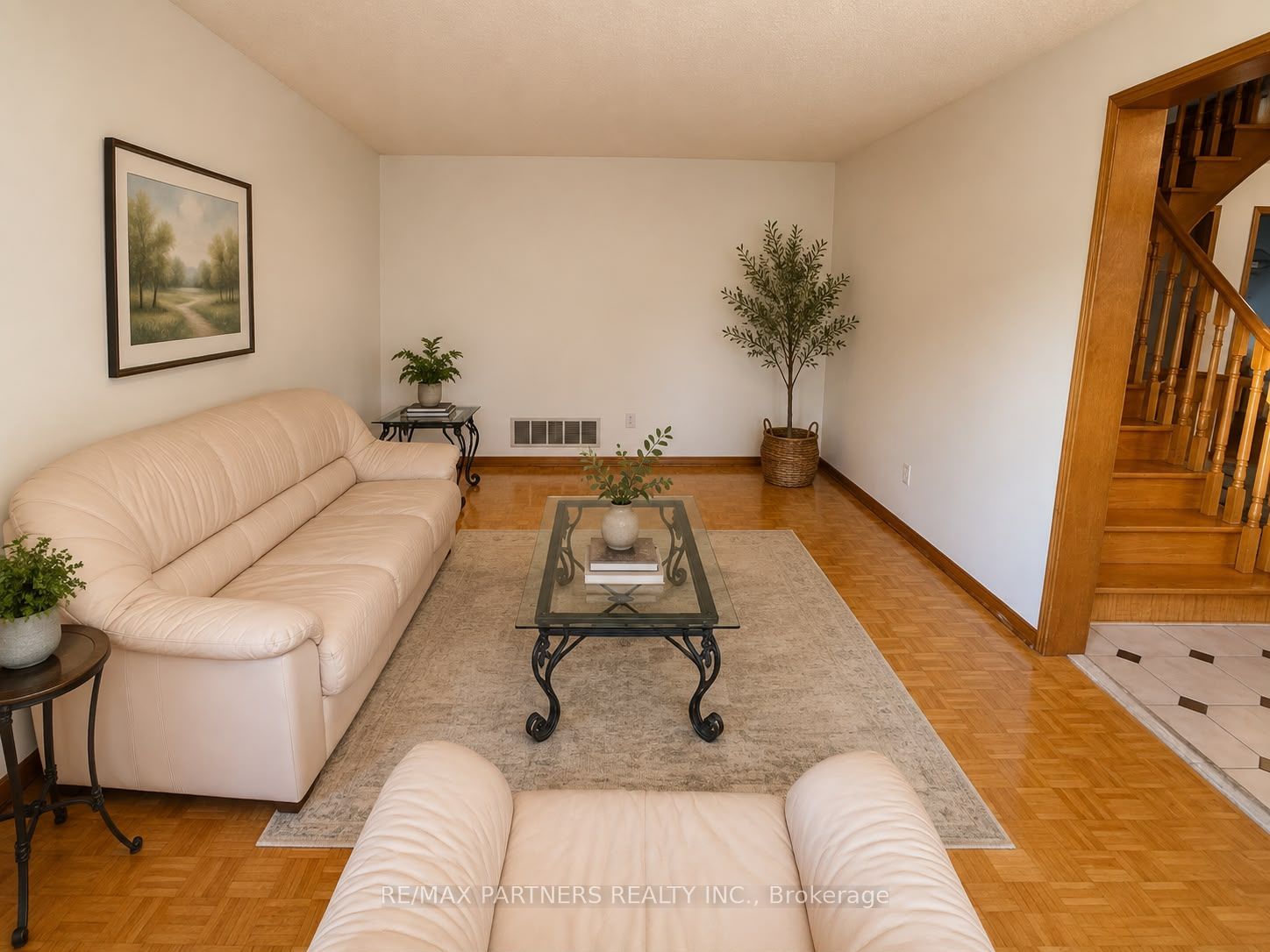 2 Glenhurst Road Property Photo 7