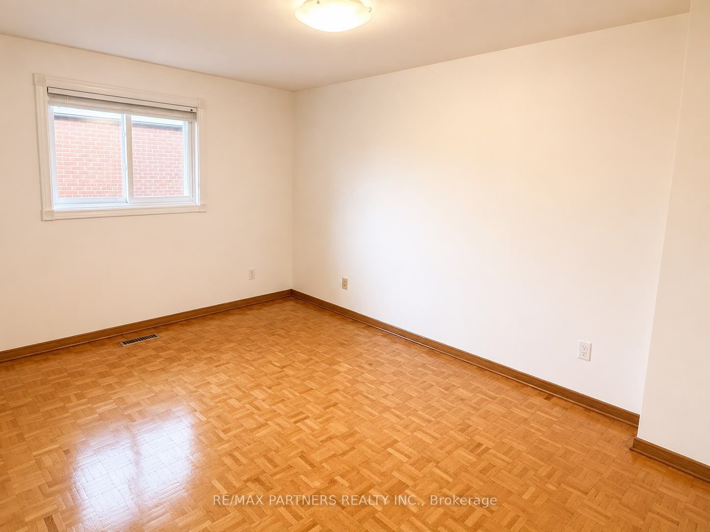 2 Glenhurst Road Property Photo 10