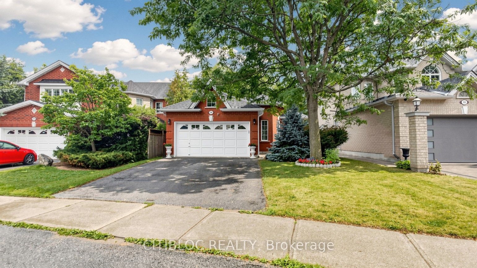 299 Tupper Boulevard Property Photo 1