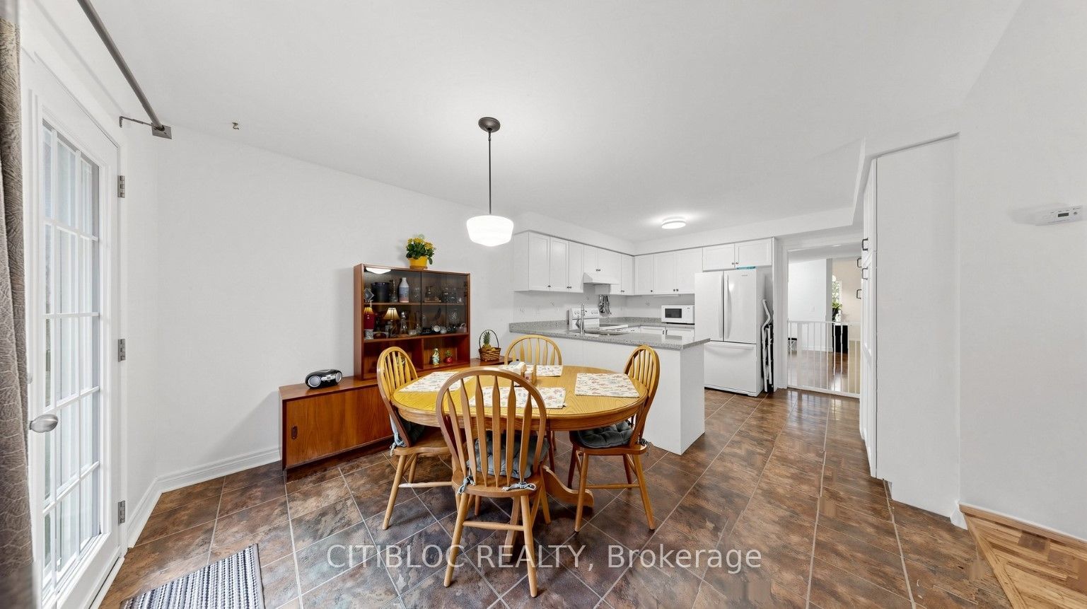 299 Tupper Boulevard Property Photo 15