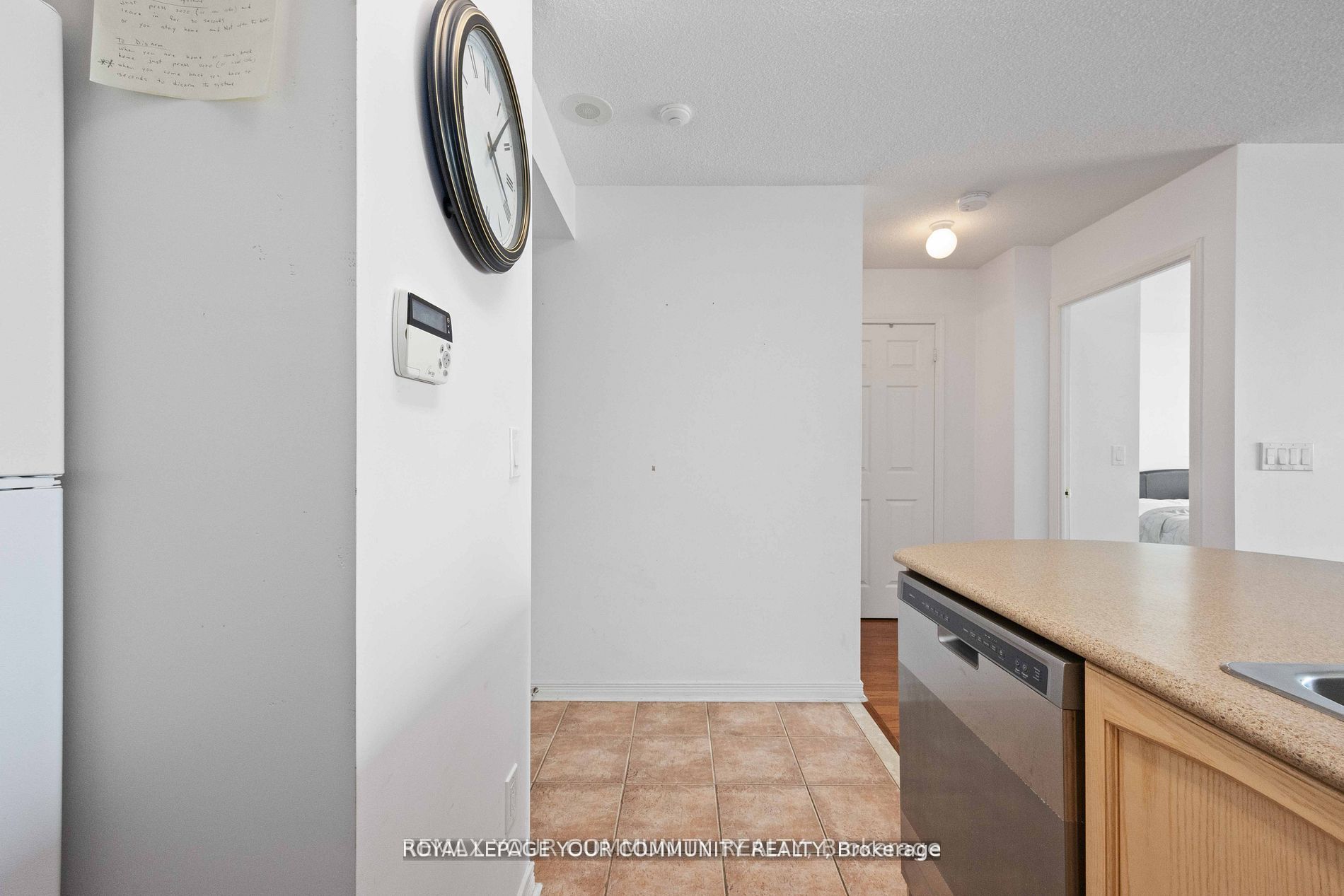23 Oneida Crescent 909 Property Photo 6