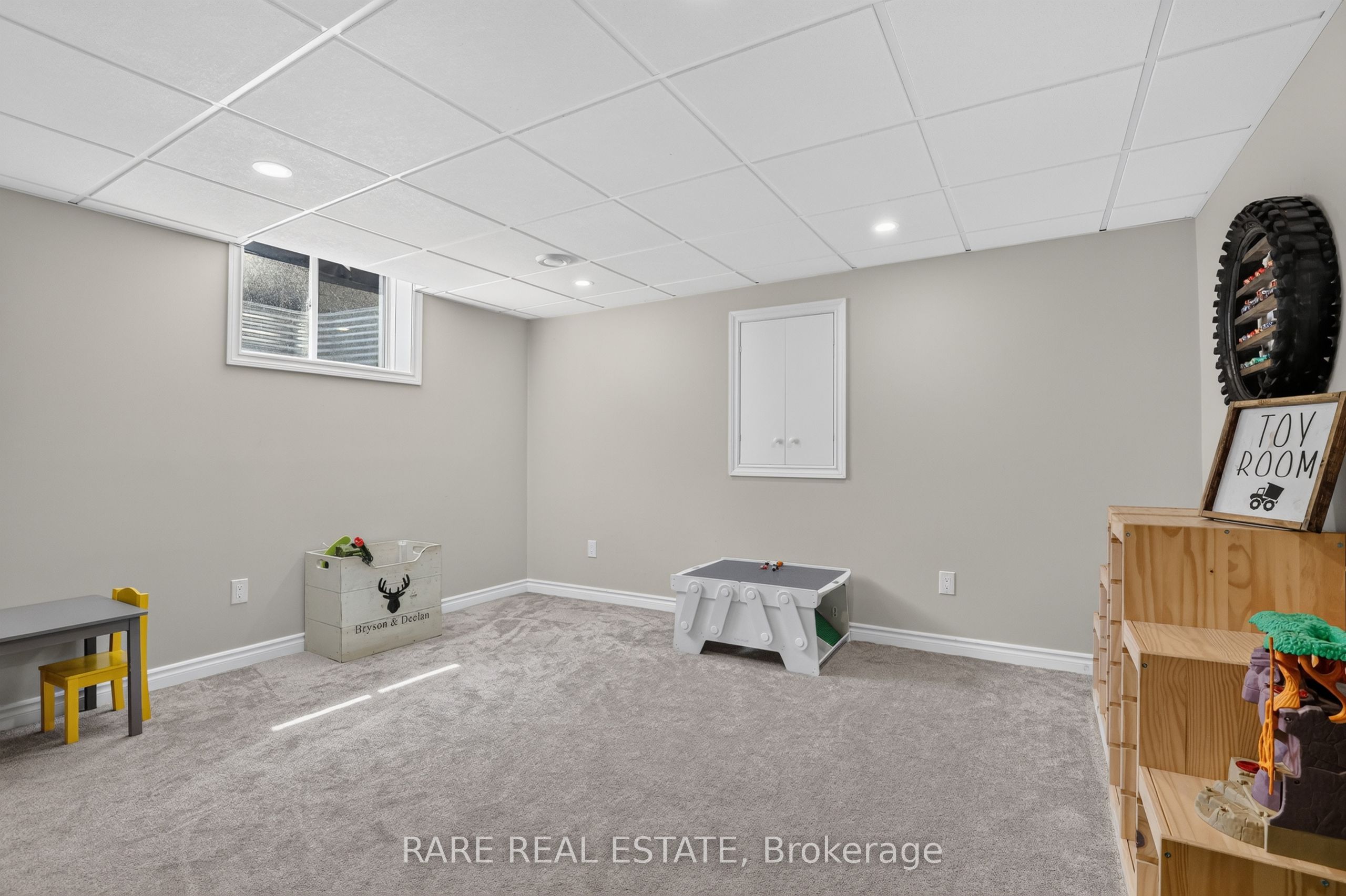 69 Decarolis Crescent Property Photo 32