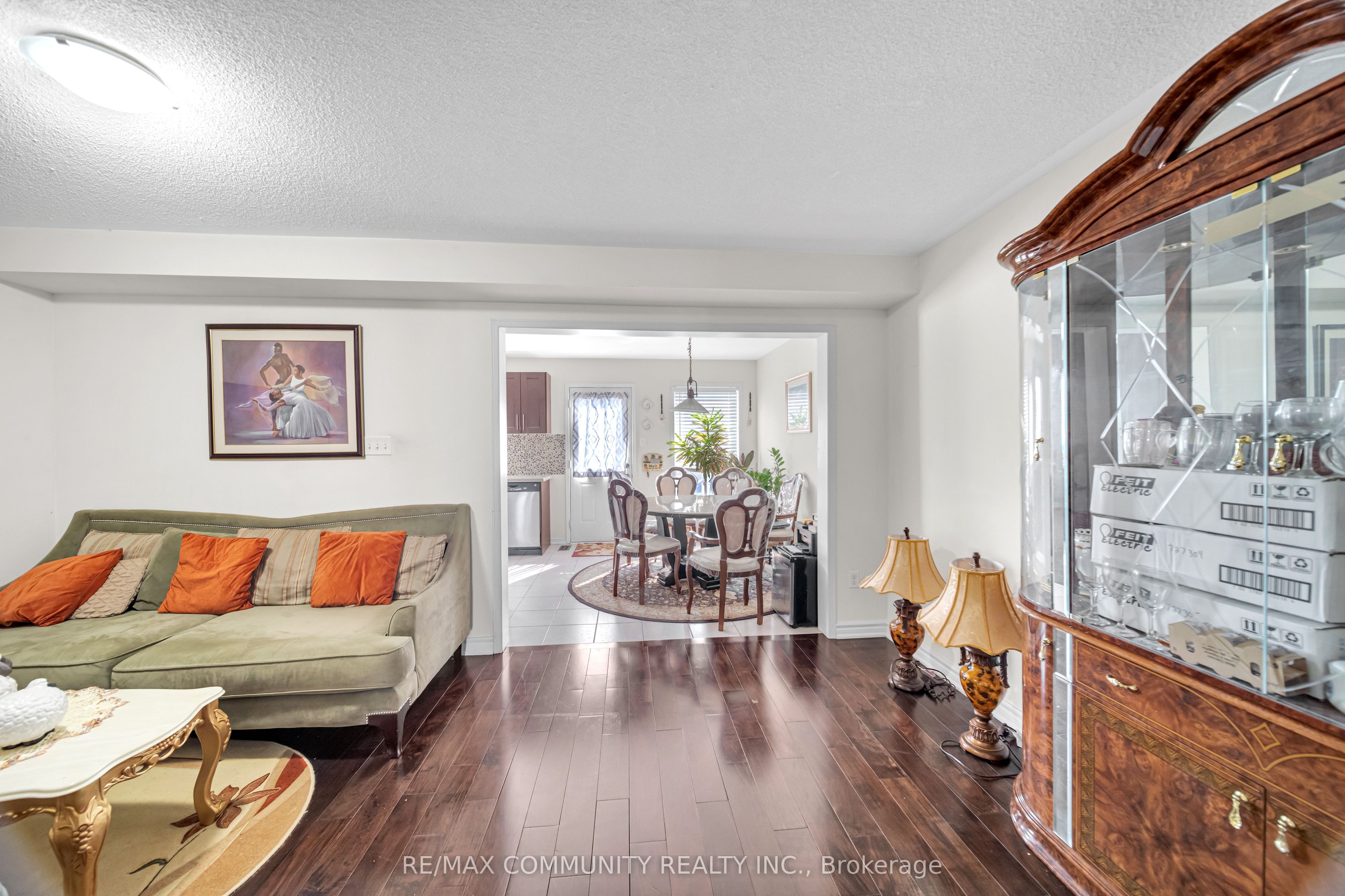 220 Lageer Drive Property Photo 11