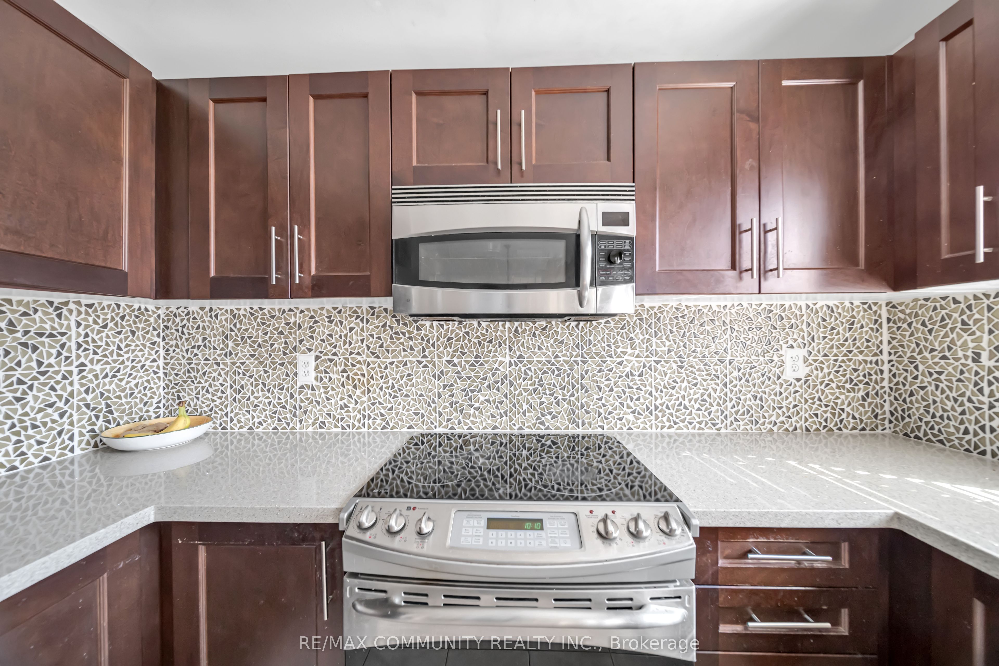 220 Lageer Drive Property Photo 15