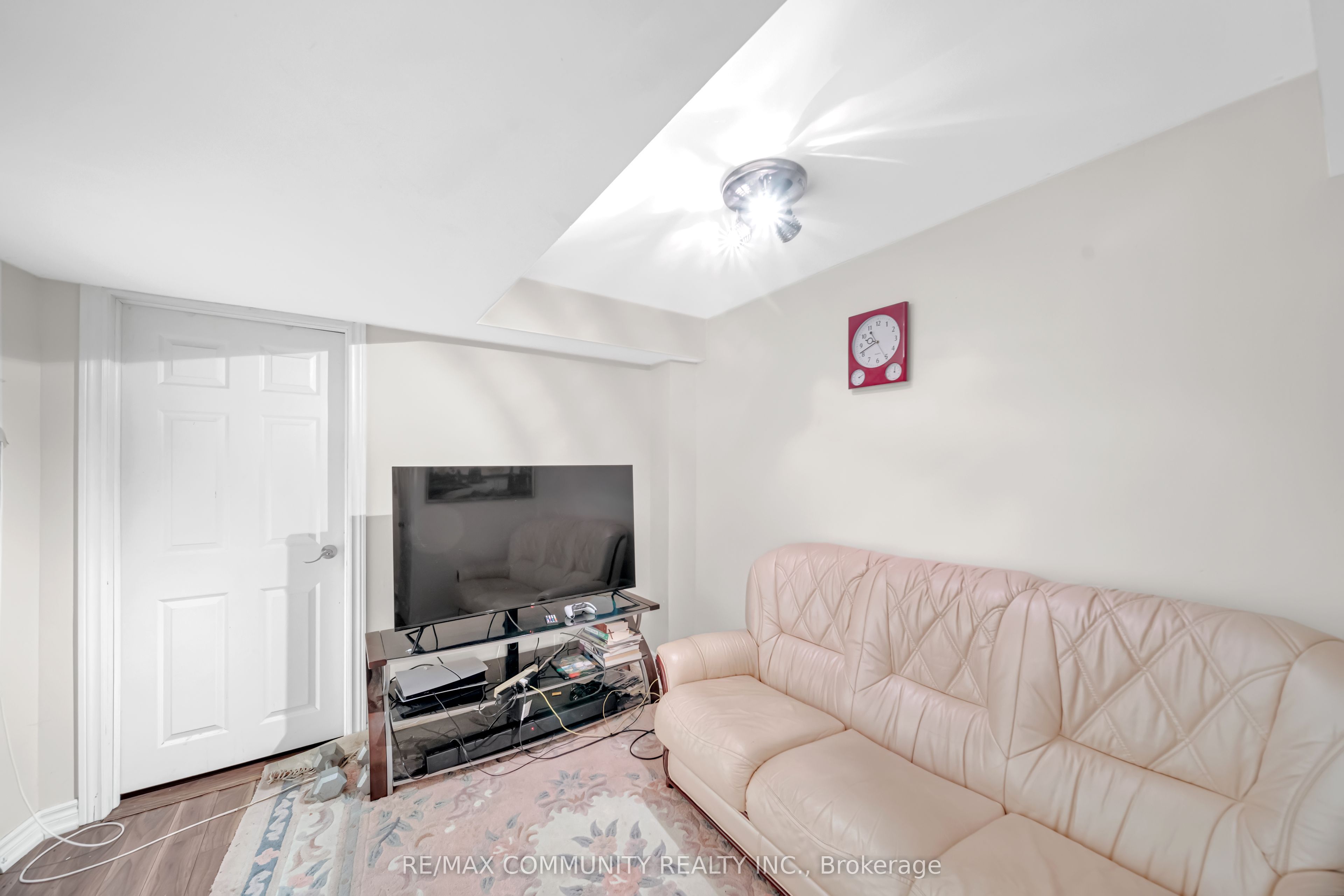 220 Lageer Drive Property Photo 26